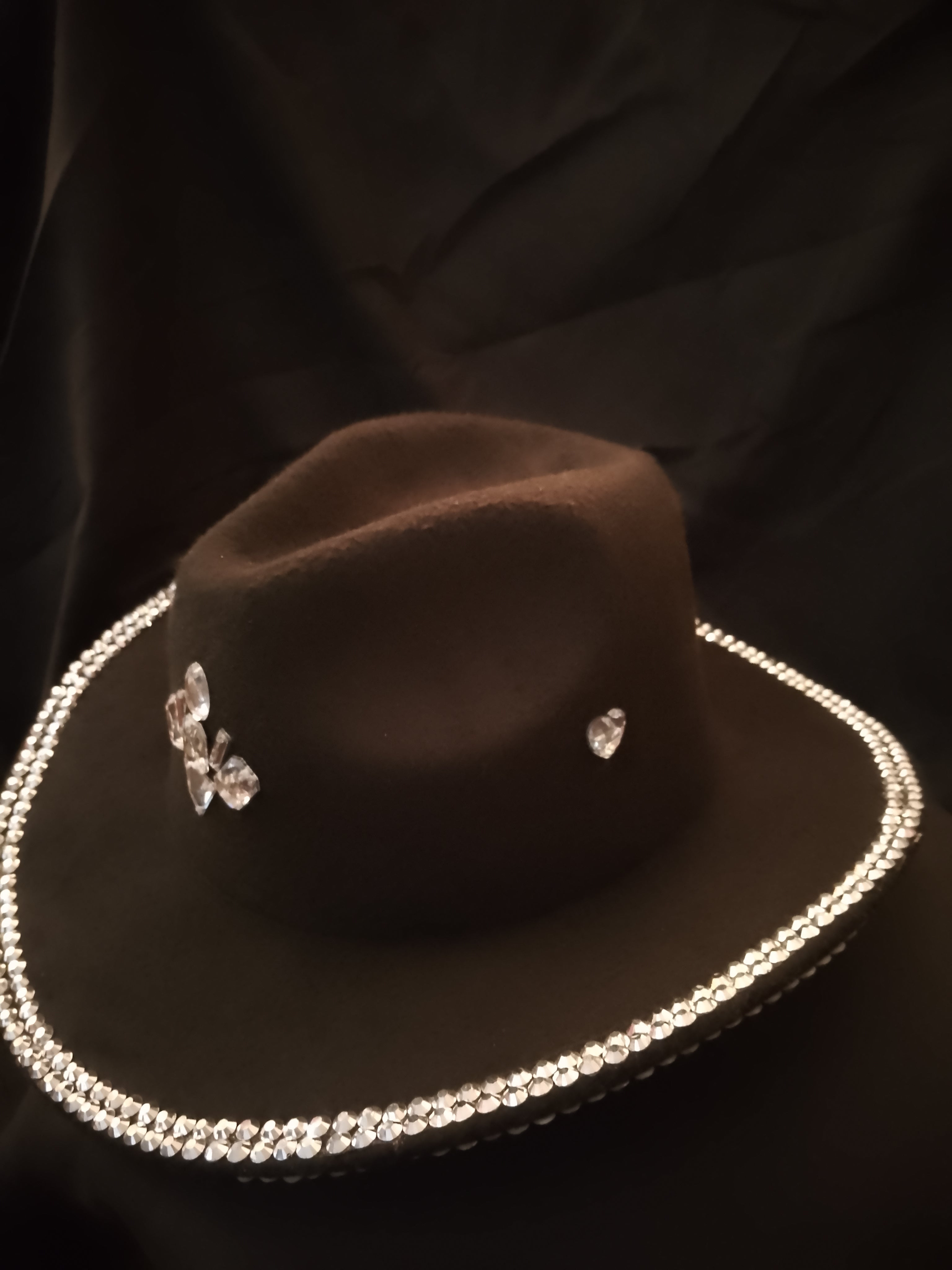 Show Stopper Elite Wide Brim Hat