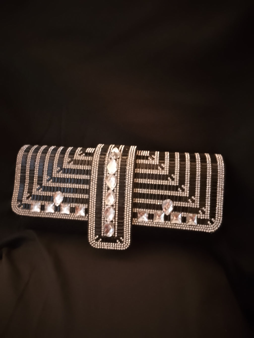 Glided Strut Hand Bag Clutch