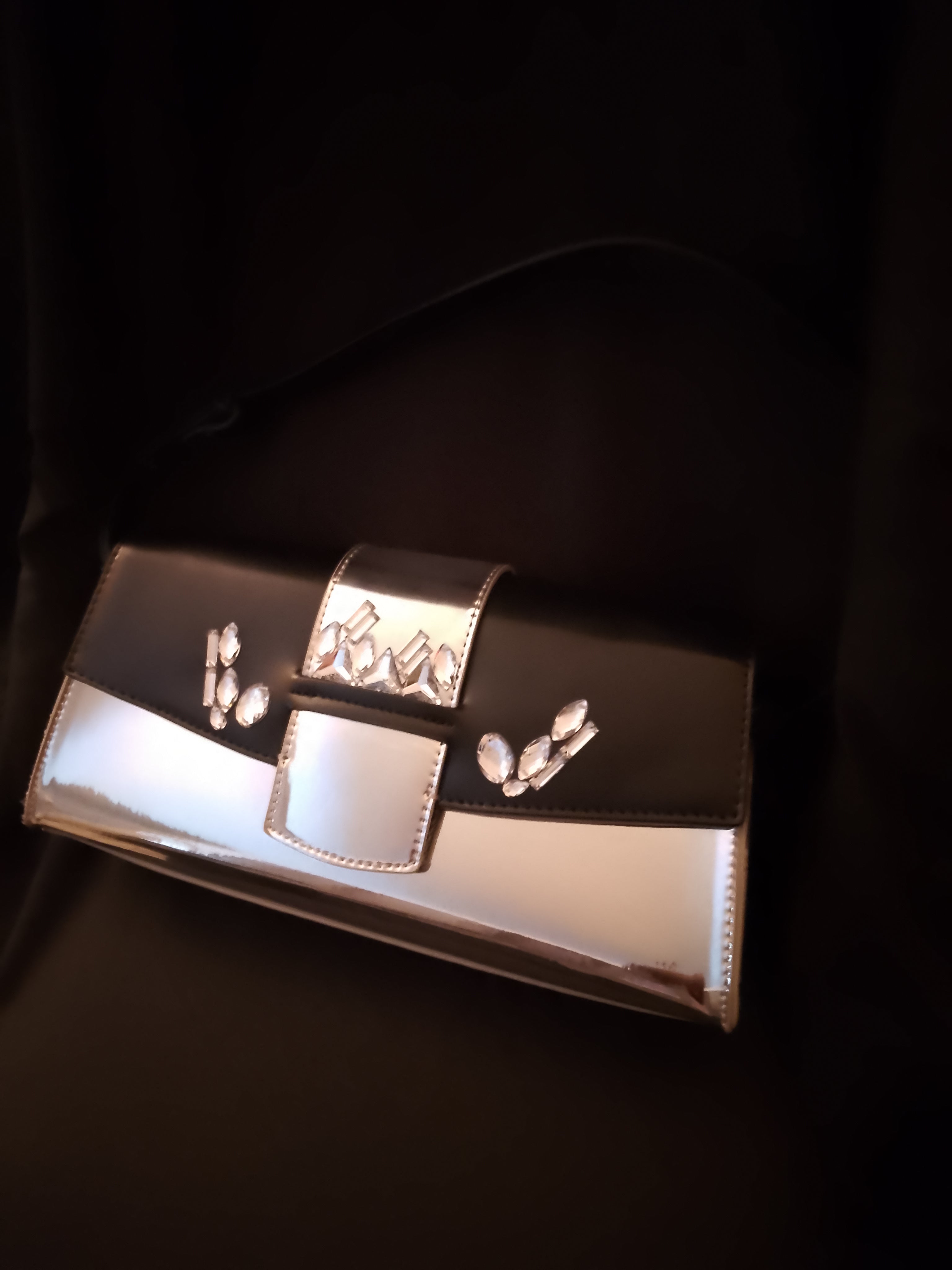 Imperial Black Chrome Platinum Regal Metallic Bag