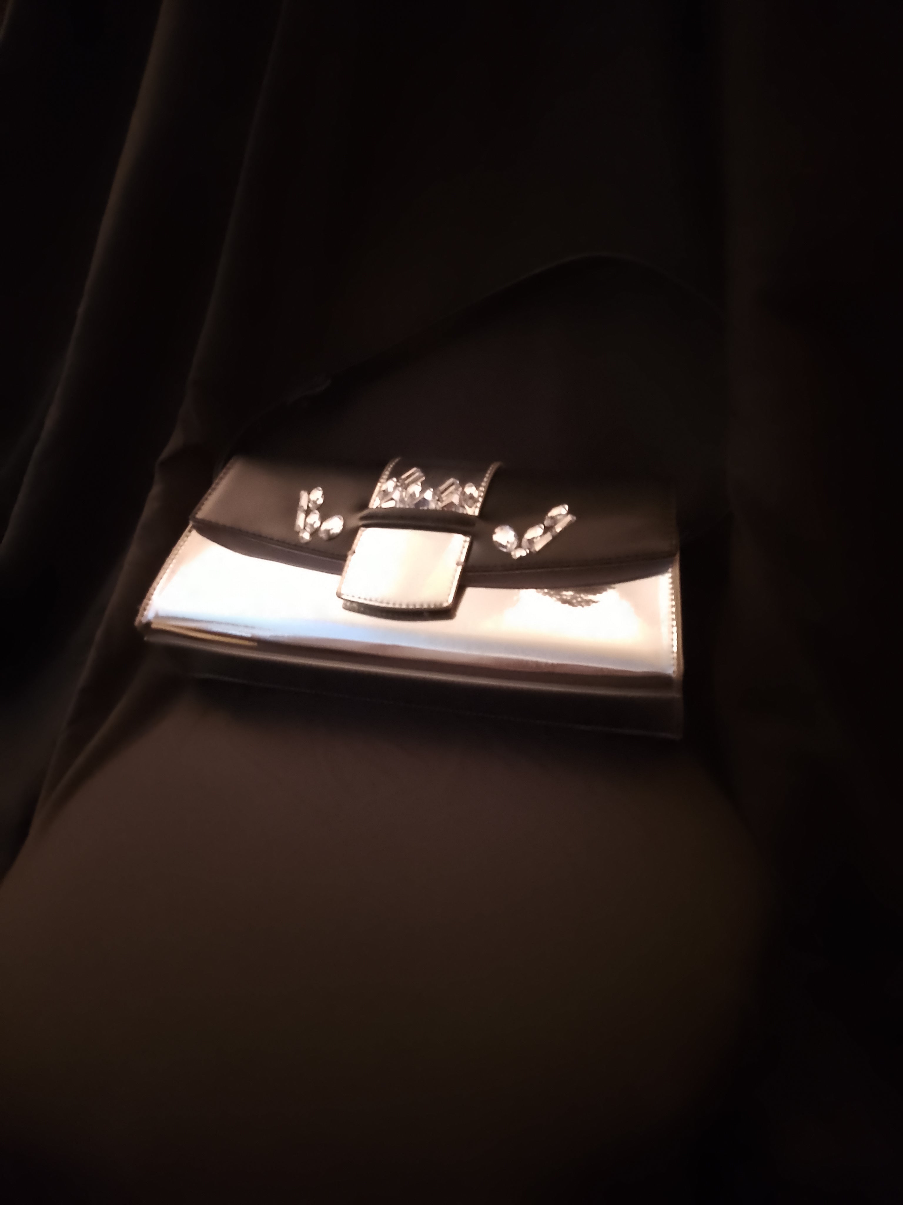 Imperial Black Chrome Platinum Regal Metallic Bag