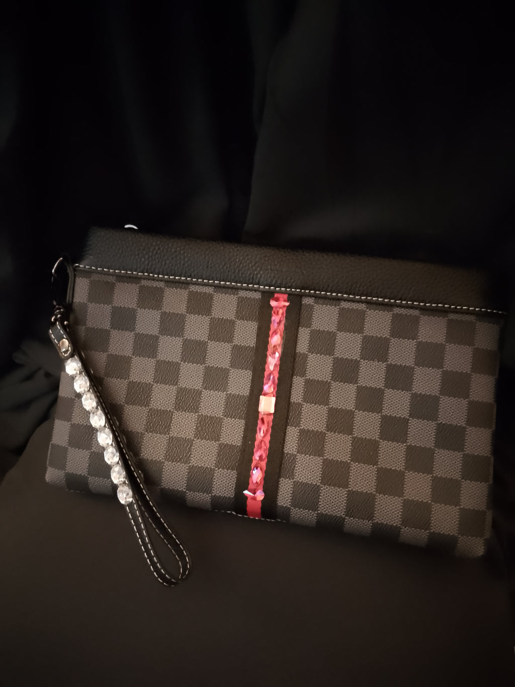 Oxford Cross Cut Grey Crimson Finish Line Clutch Hand Bag Silver Gem Studded Handle