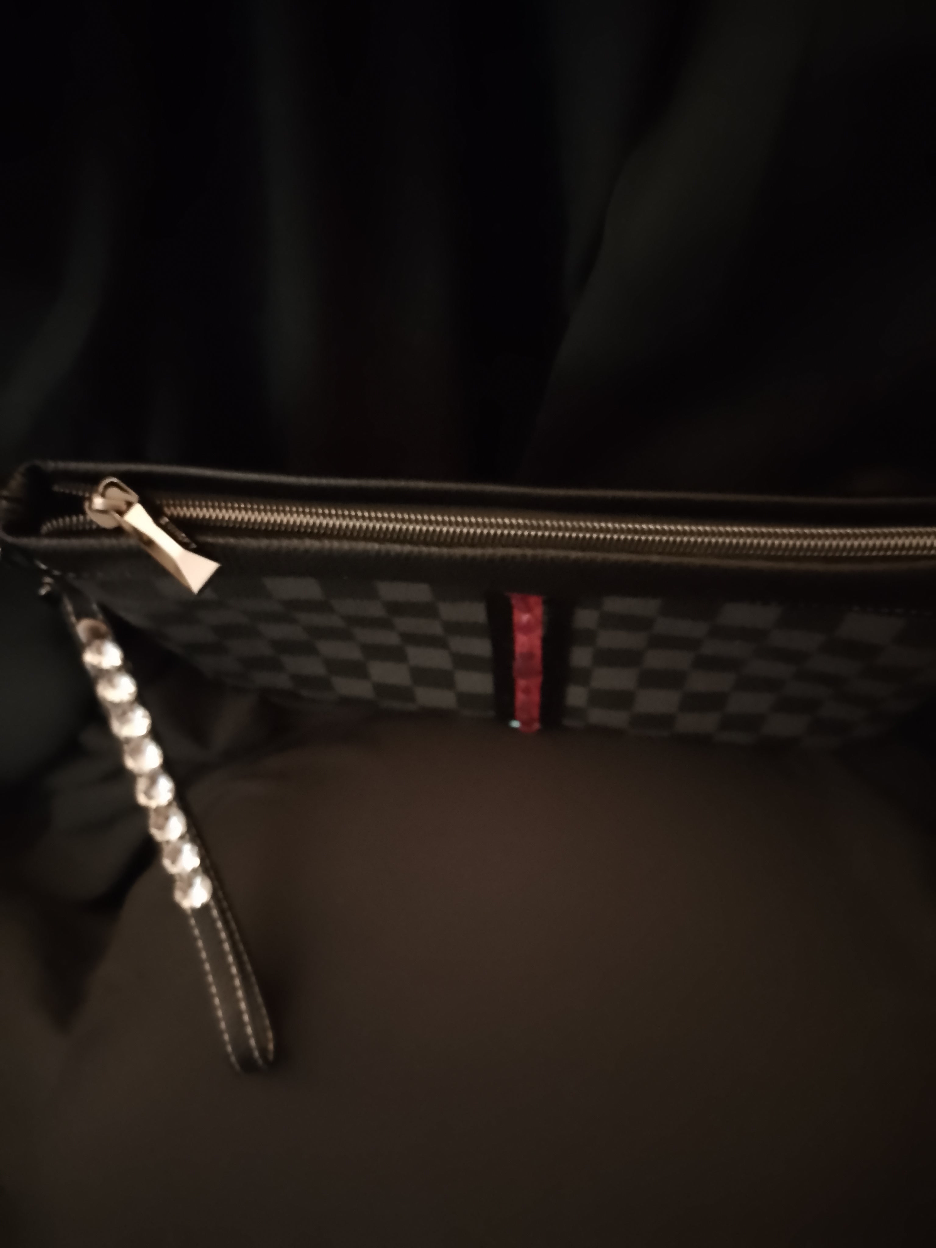 Oxford Cross Cut Grey Crimson Finish Line Clutch Hand Bag Silver Gem Studded Handle
