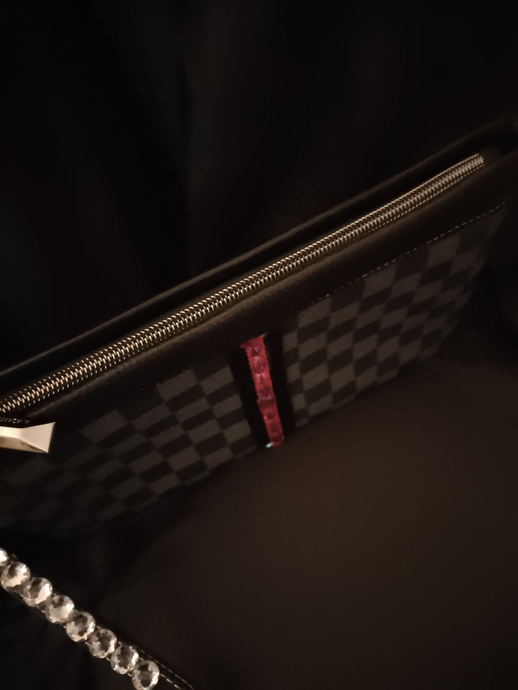Oxford Cross Cut Grey Crimson Finish Line Clutch Hand Bag Silver Gem Studded Handle