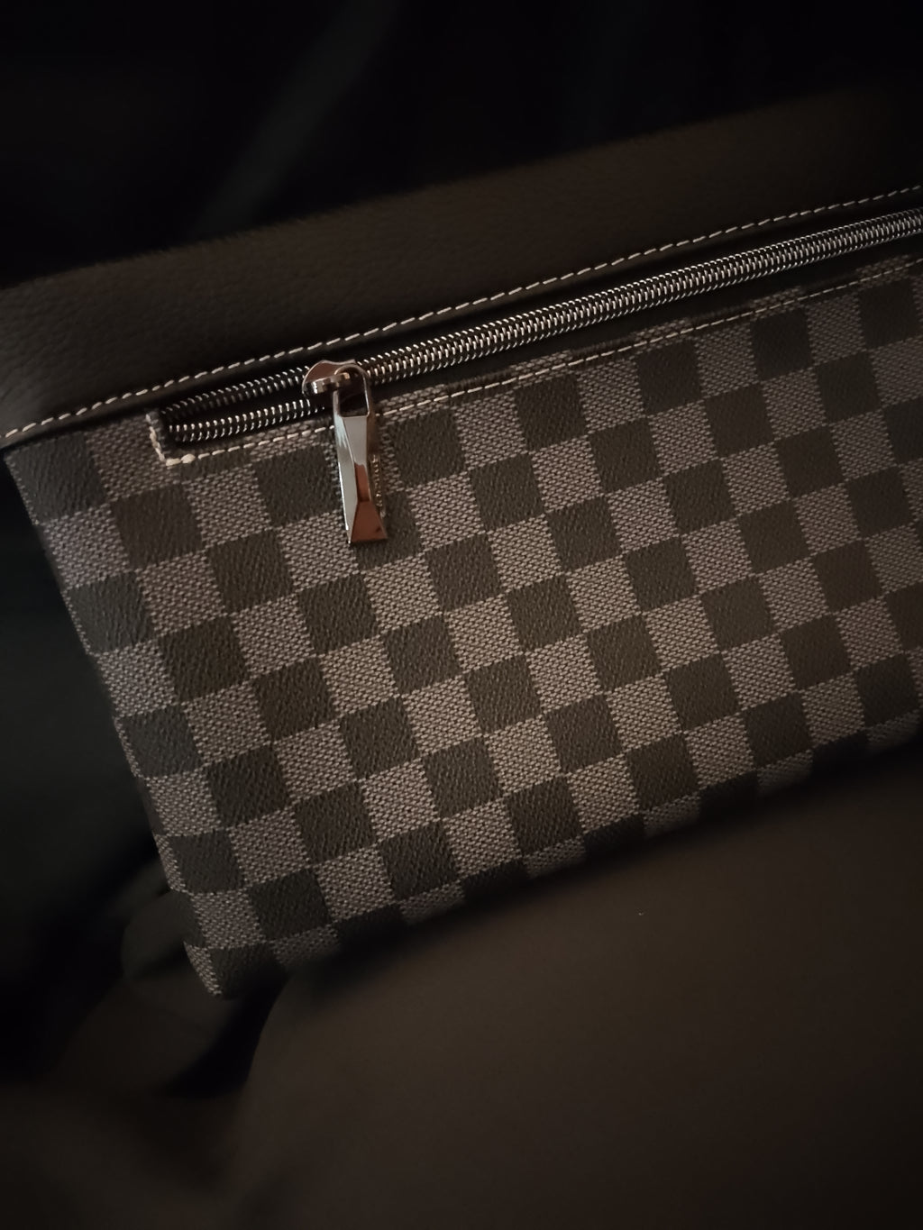 Oxford Cross Cut Grey Crimson Finish Line Clutch Hand Bag Silver Gem Studded Handle