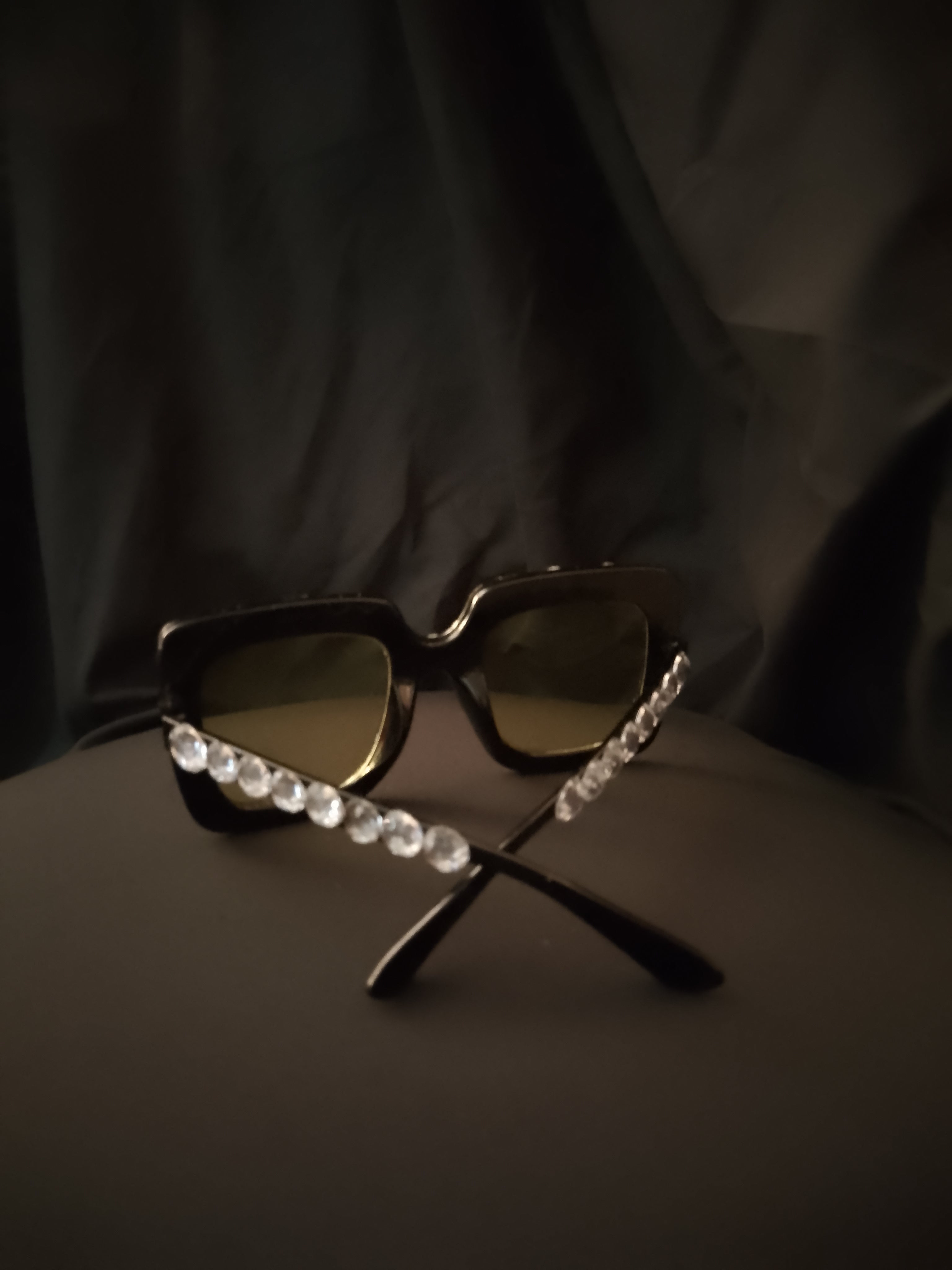 Oversized Sweet Bee Buzz Yellow Lens Glasses