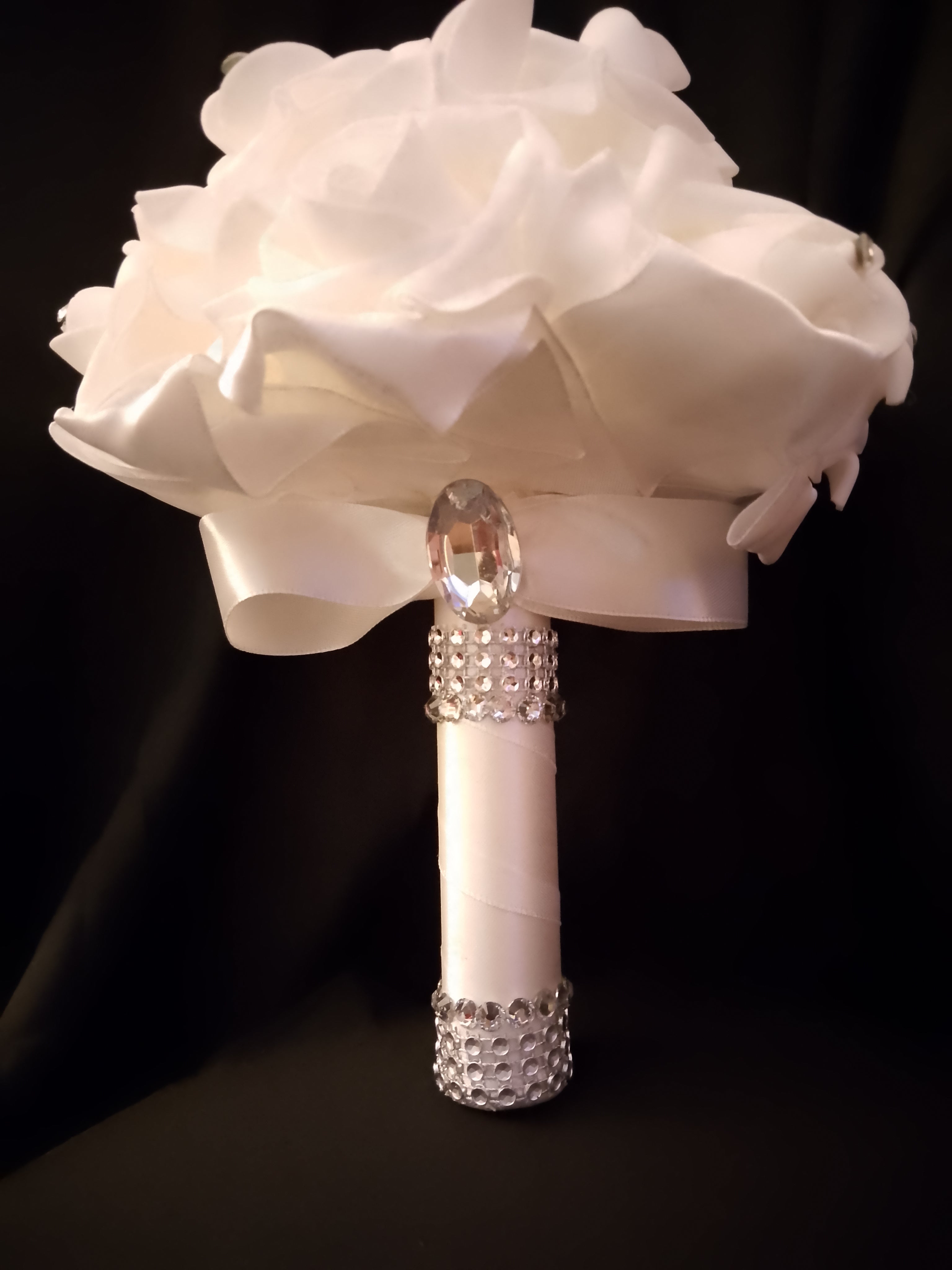 Wedding Bliss - White Bridal Hair Comb Veil, Silk Roses Bouquet, Garter Belts Set