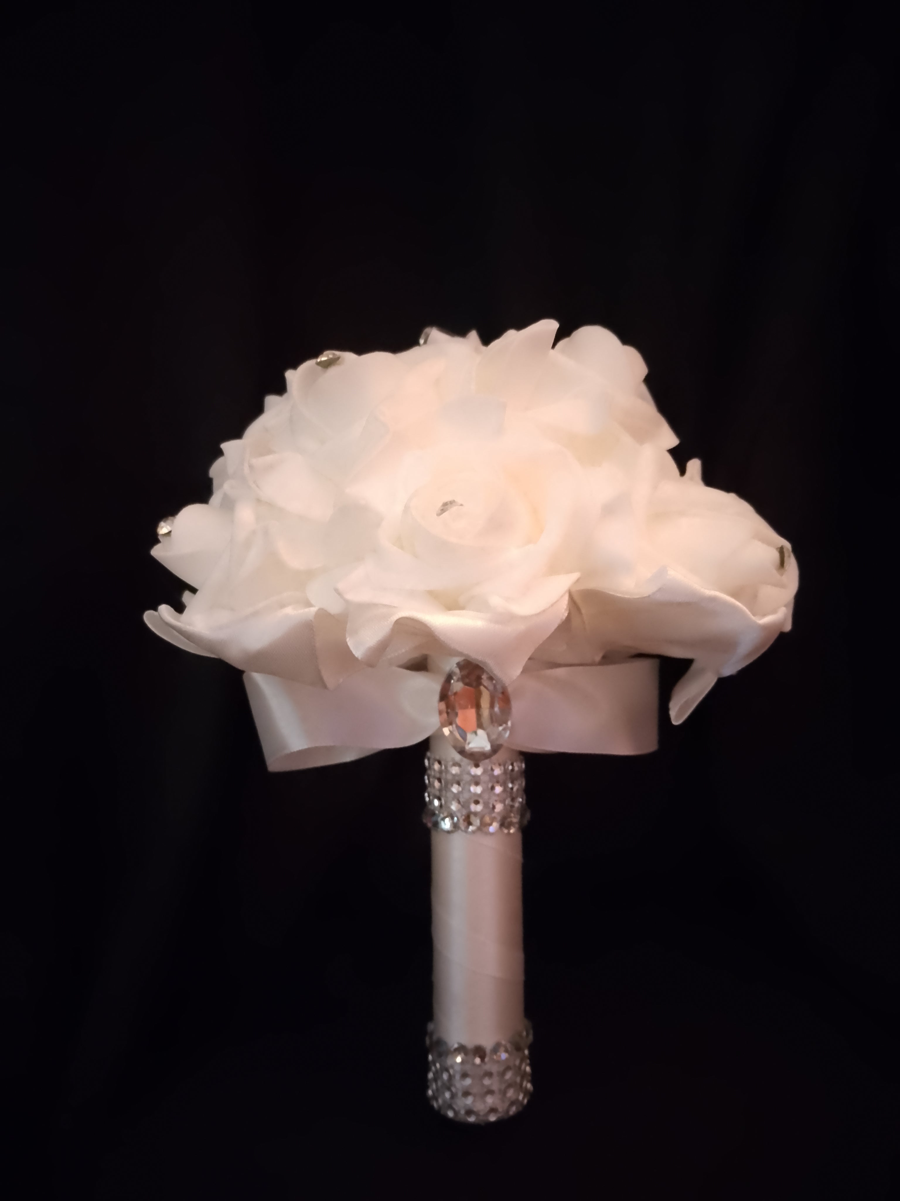 Wedding Bliss - White Bridal Hair Comb Veil, Silk Roses Bouquet, Garter Belts Set