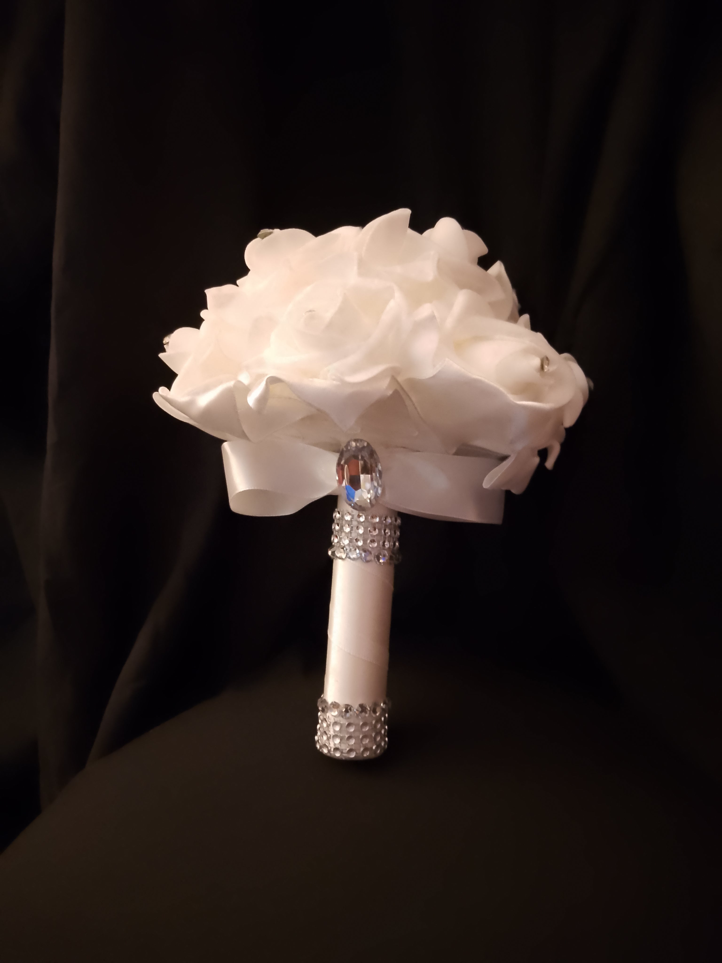 Wedding Bliss - White Bridal Hair Comb Veil, Silk Roses Bouquet, Garter Belts Set