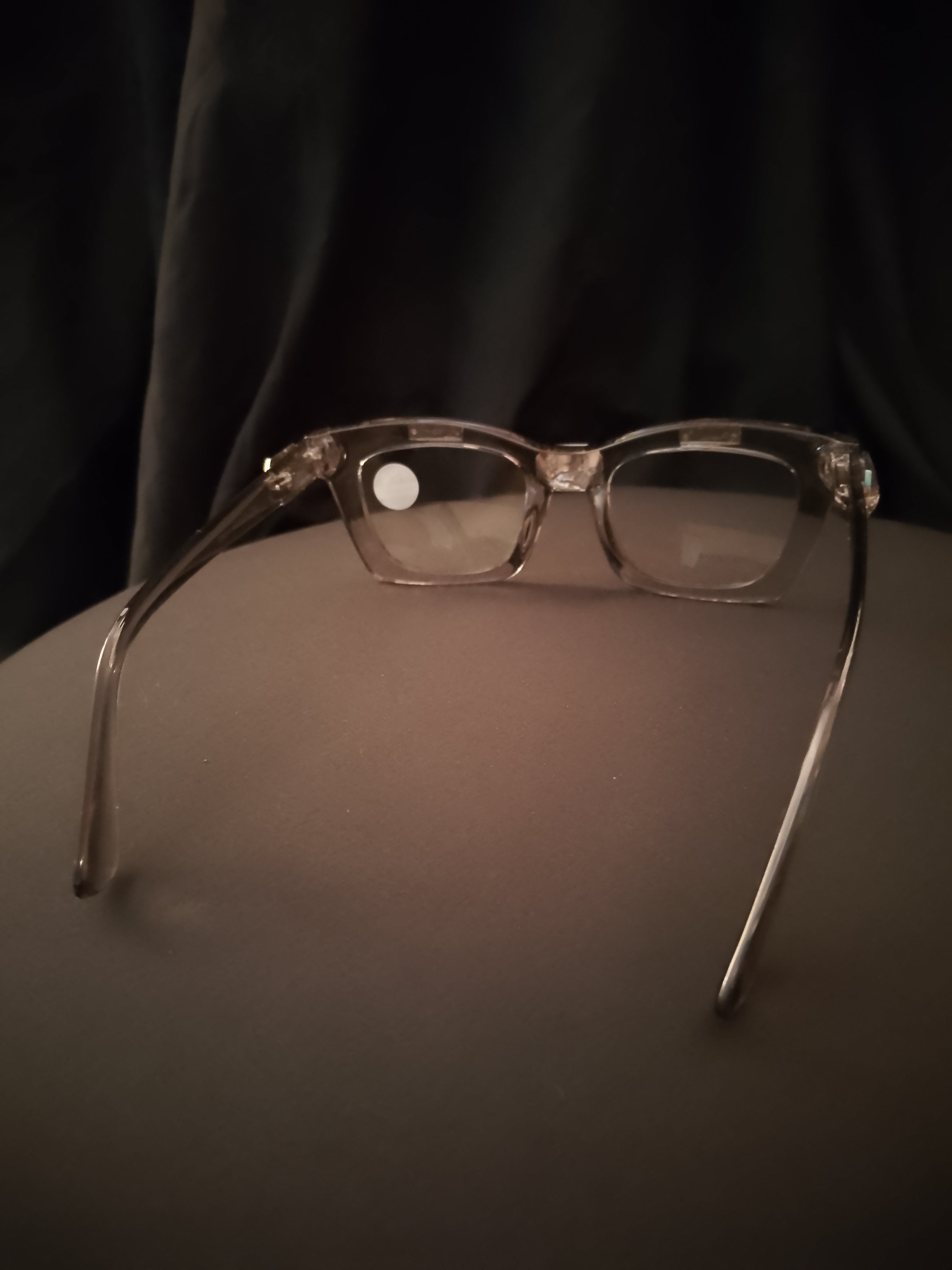 Interstellar Onyx Venus Nova (2.0 x) Reading Glasses