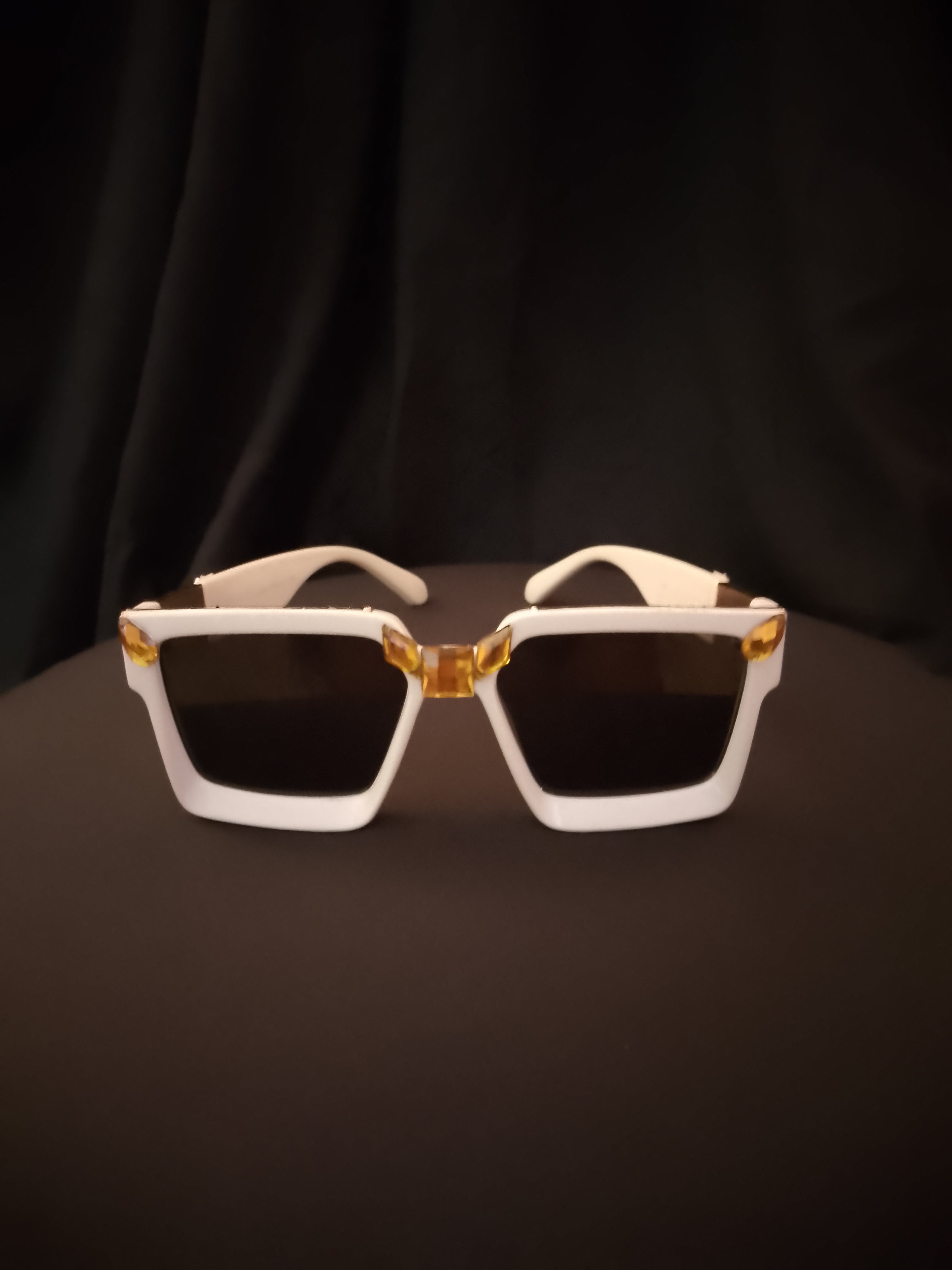 Ivory Chalk Beam Topaz Unisex Frame Sunglasses