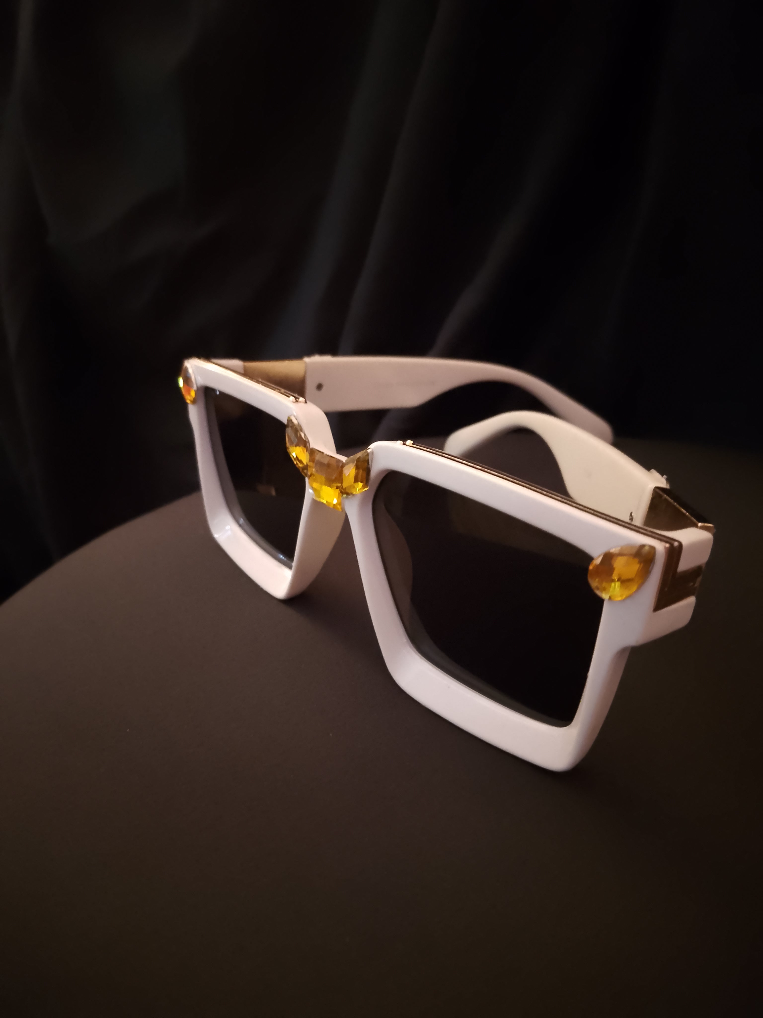 Ivory Chalk Beam Topaz Unisex Frame Sunglasses