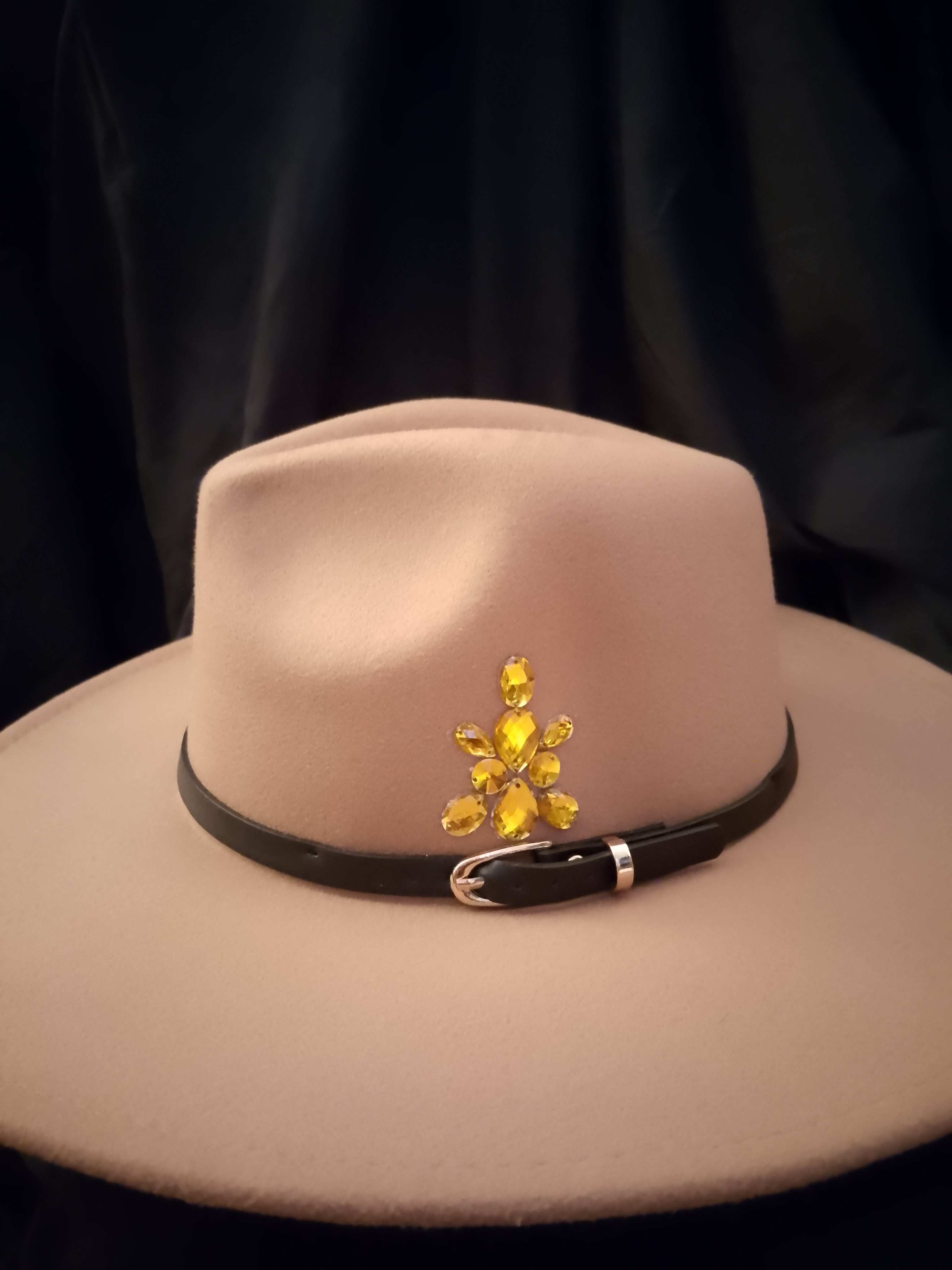 Champagne Premier Show Stopper Felt Wide Brim Hat