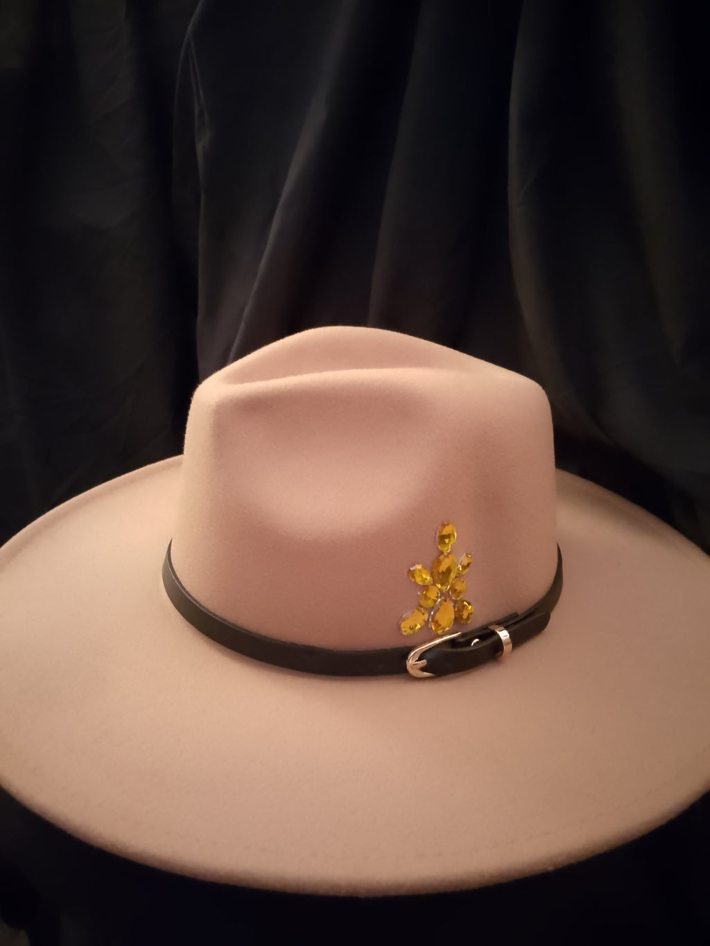 Champagne Premier Show Stopper Felt Wide Brim Hat