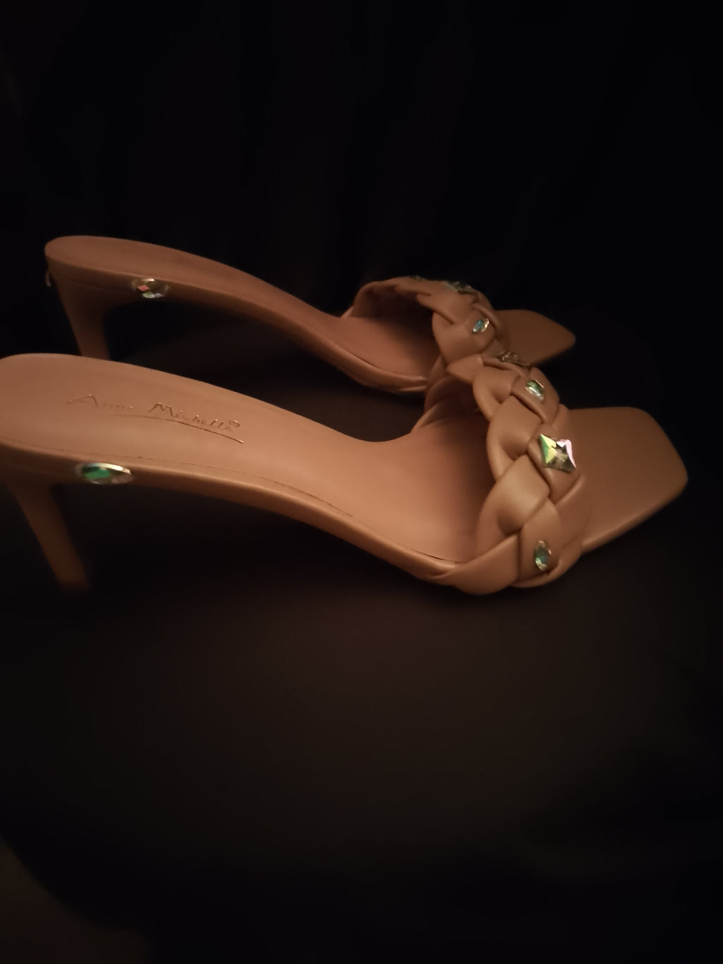 Prestige & Glowing Braid Pattern Caramel Nude Kitten Heels