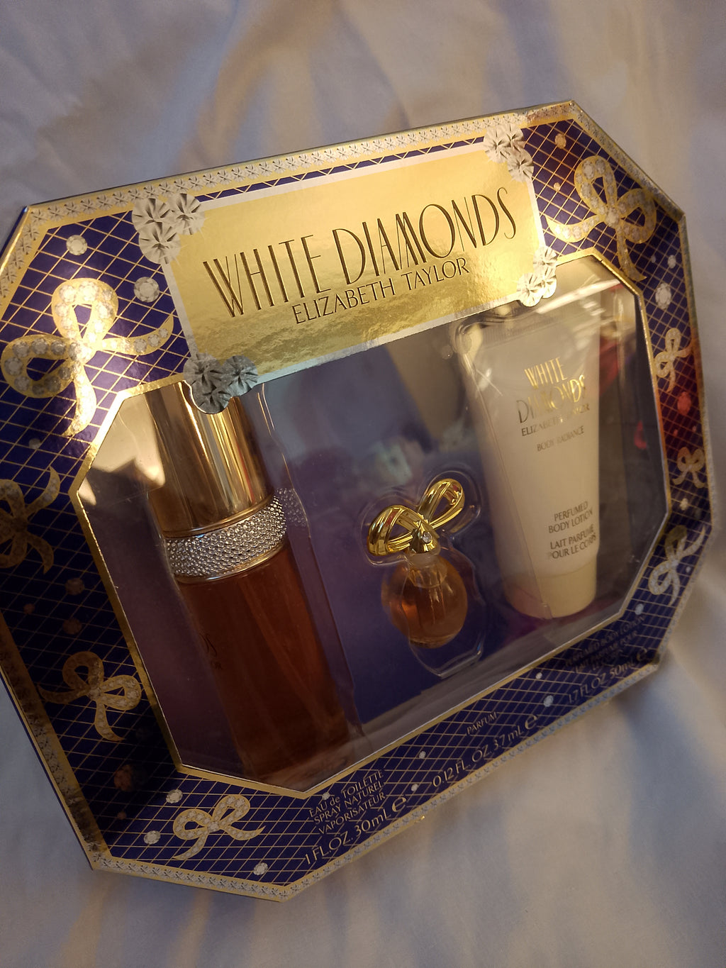 Go & Glow Bundle #501 - Women - Perfume & Body Lotion, +1.25 Reading Glasses, Evening Wear Shorts