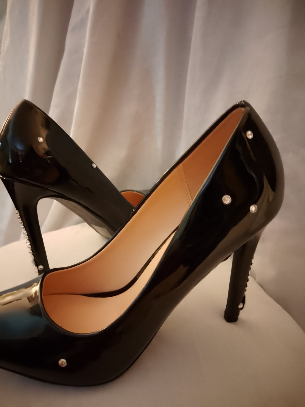 Work Of Art Black Patent Leather Heels Pumps