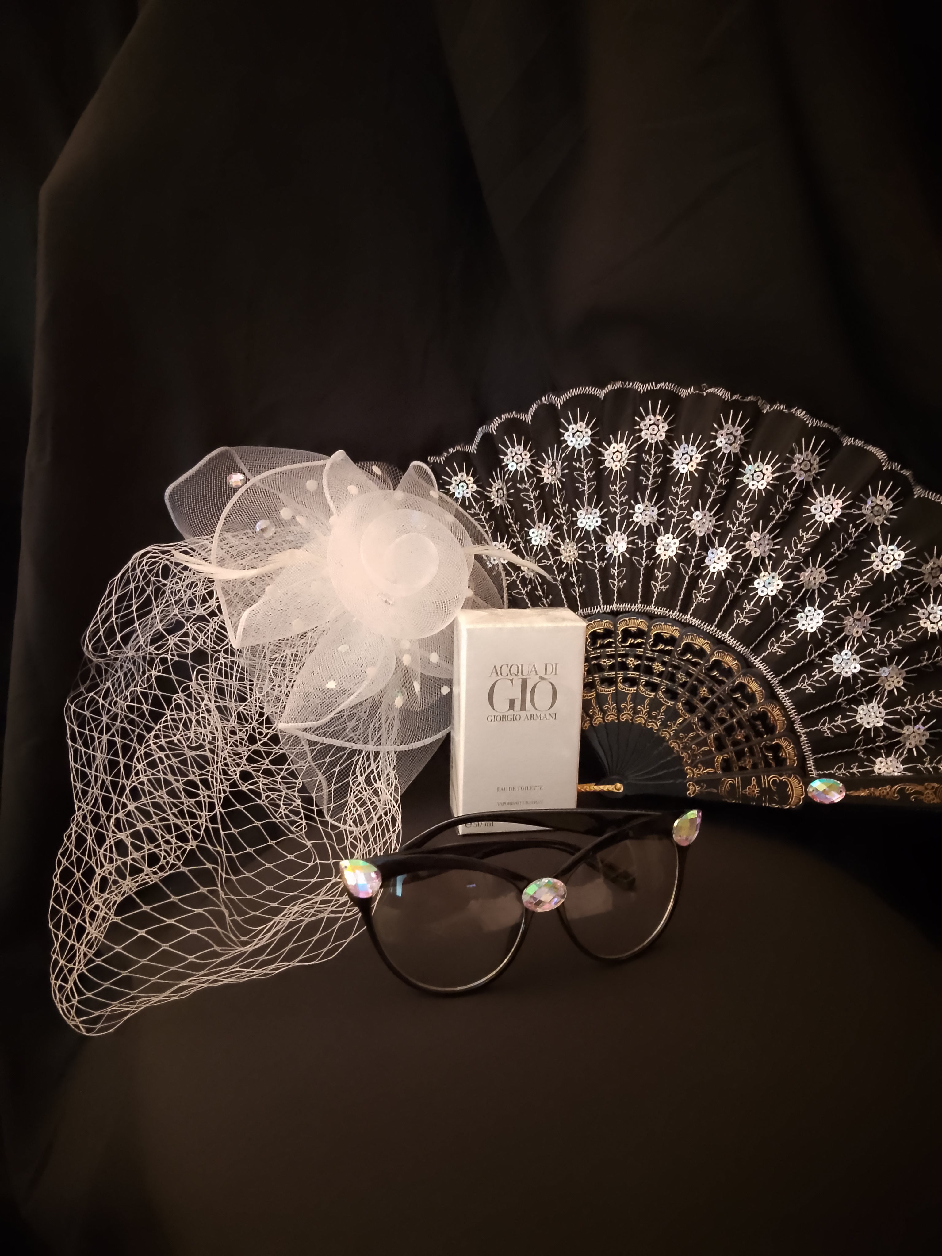 Go & Glow Bundle #503 - Women - Spray Perfume, Cat Eye Glasses, Clip-On Veil Hat, Flip-Out Hand Fan