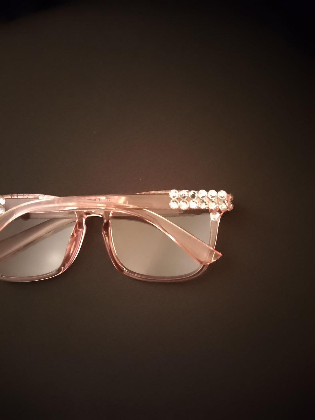 Dewy & Chic Shell Translucent Pink Frame Glasses