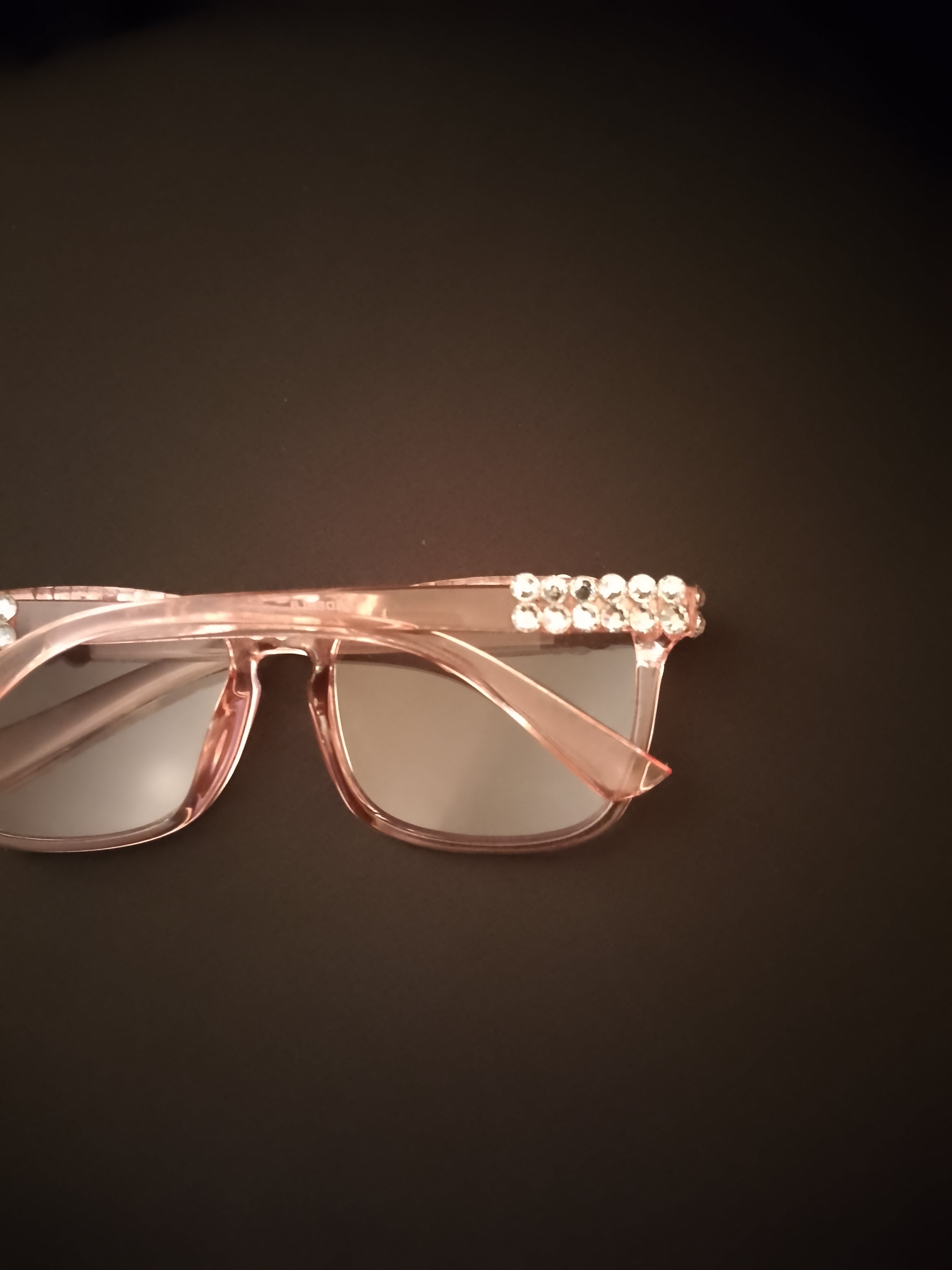 Dewy & Chic Shell Translucent Pink Frame Glasses