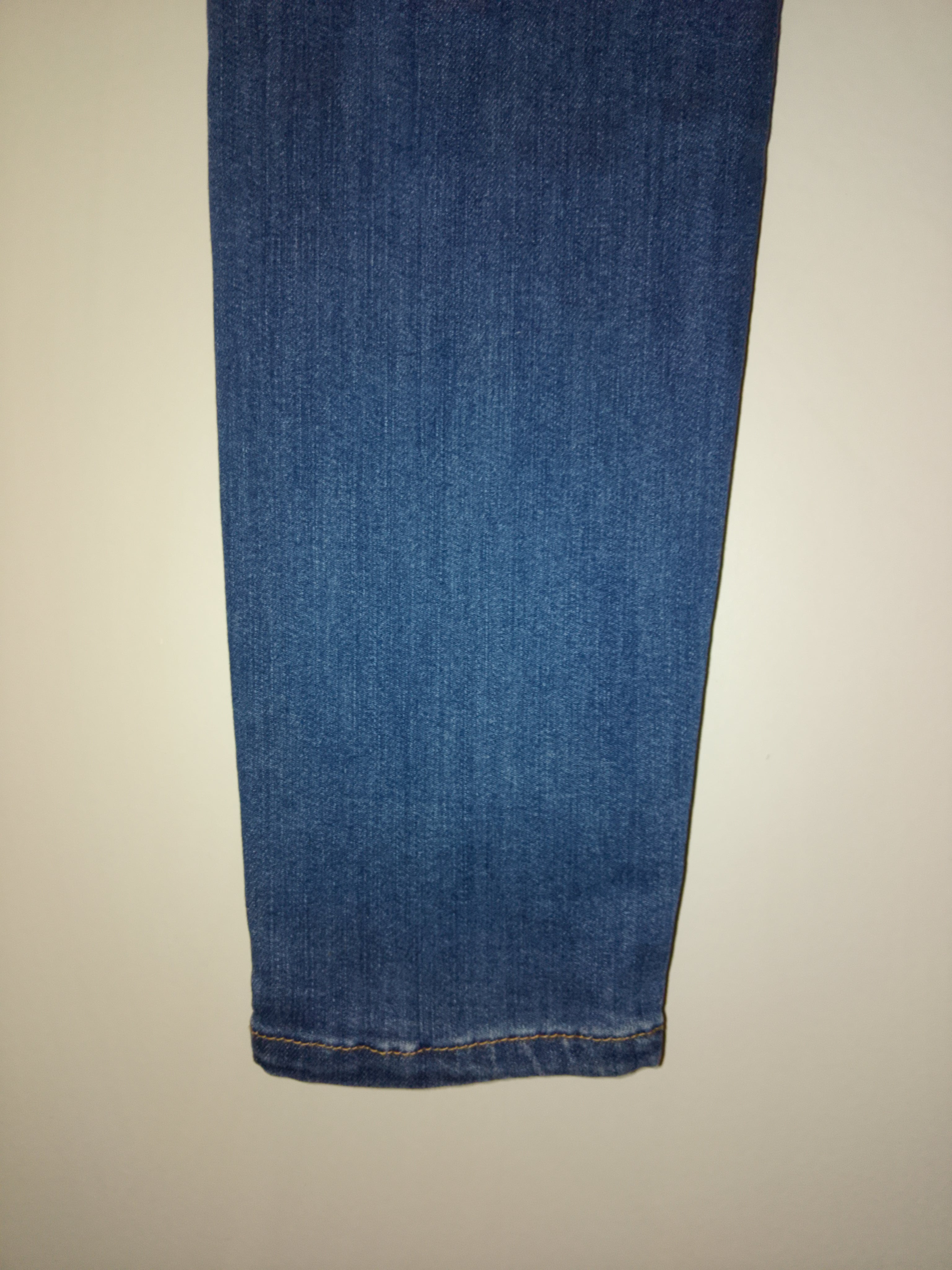 Signature Suite Visions Women's Denim Blue Skinny Jeans