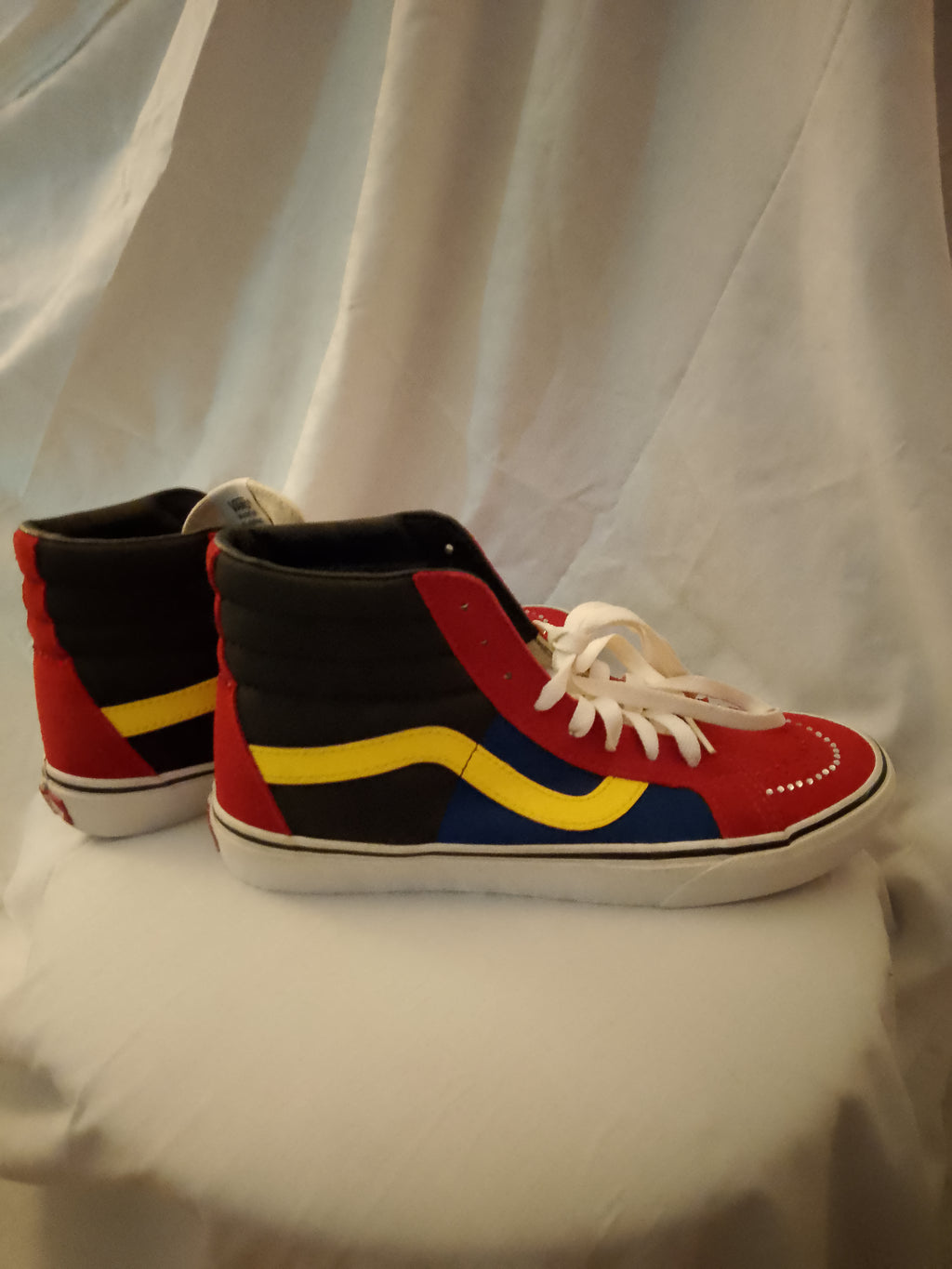 Universal Retro Authentic Sports High Top Men's Sneakers