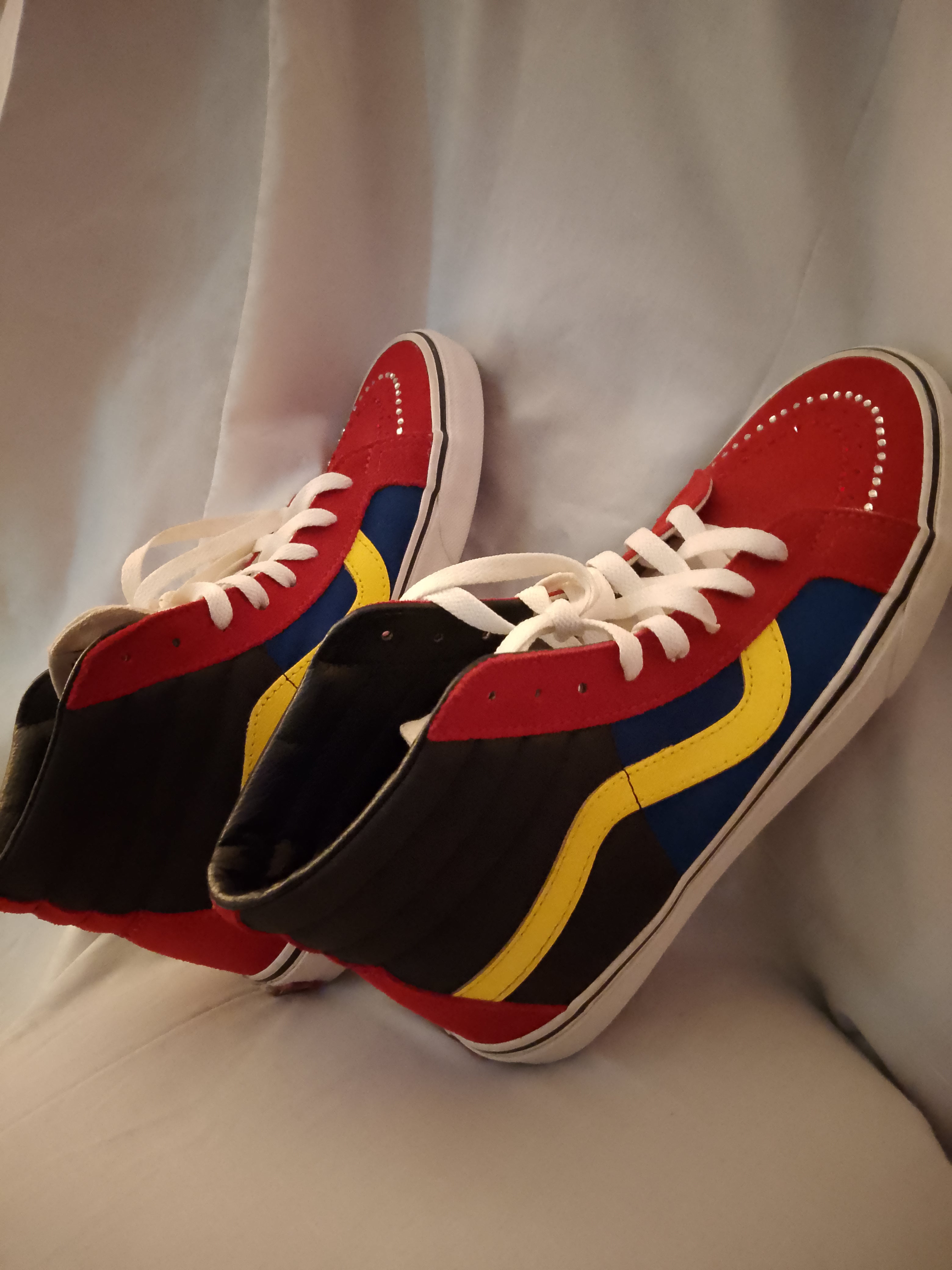 Universal Retro Authentic Sports High Top Men's Sneakers