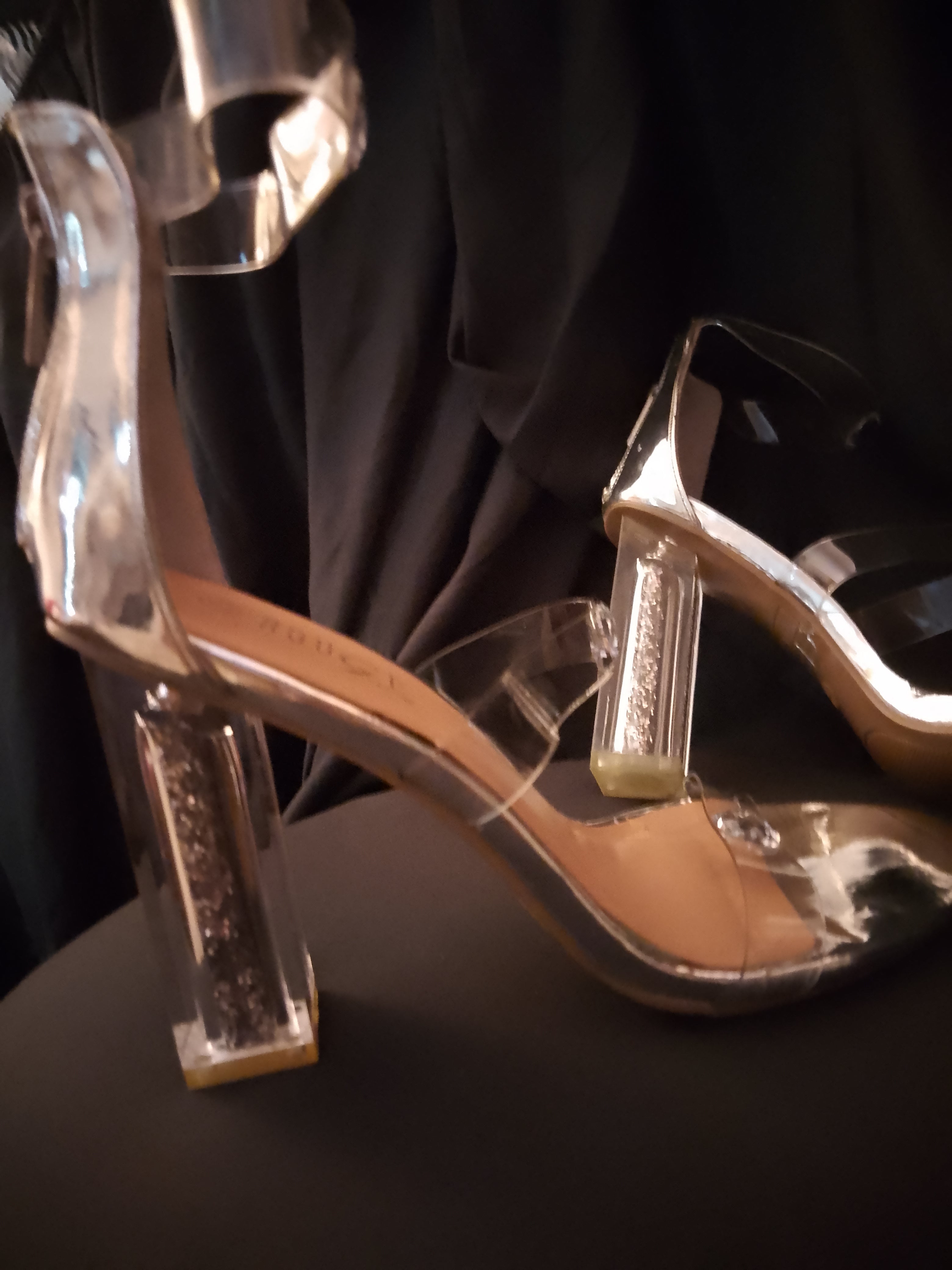 T - Sky Scrapper Silver Lining Women's Stiletto Platinum Heels