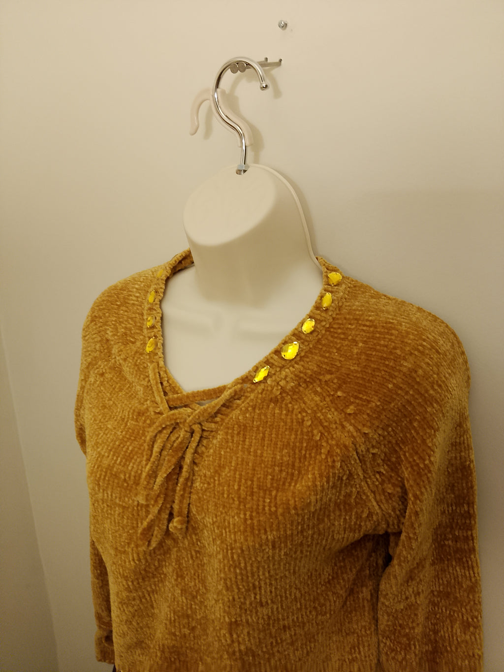 Golden Butter Cup Women's Long Sleeve Plush Velvet Yarn Knit Sweater