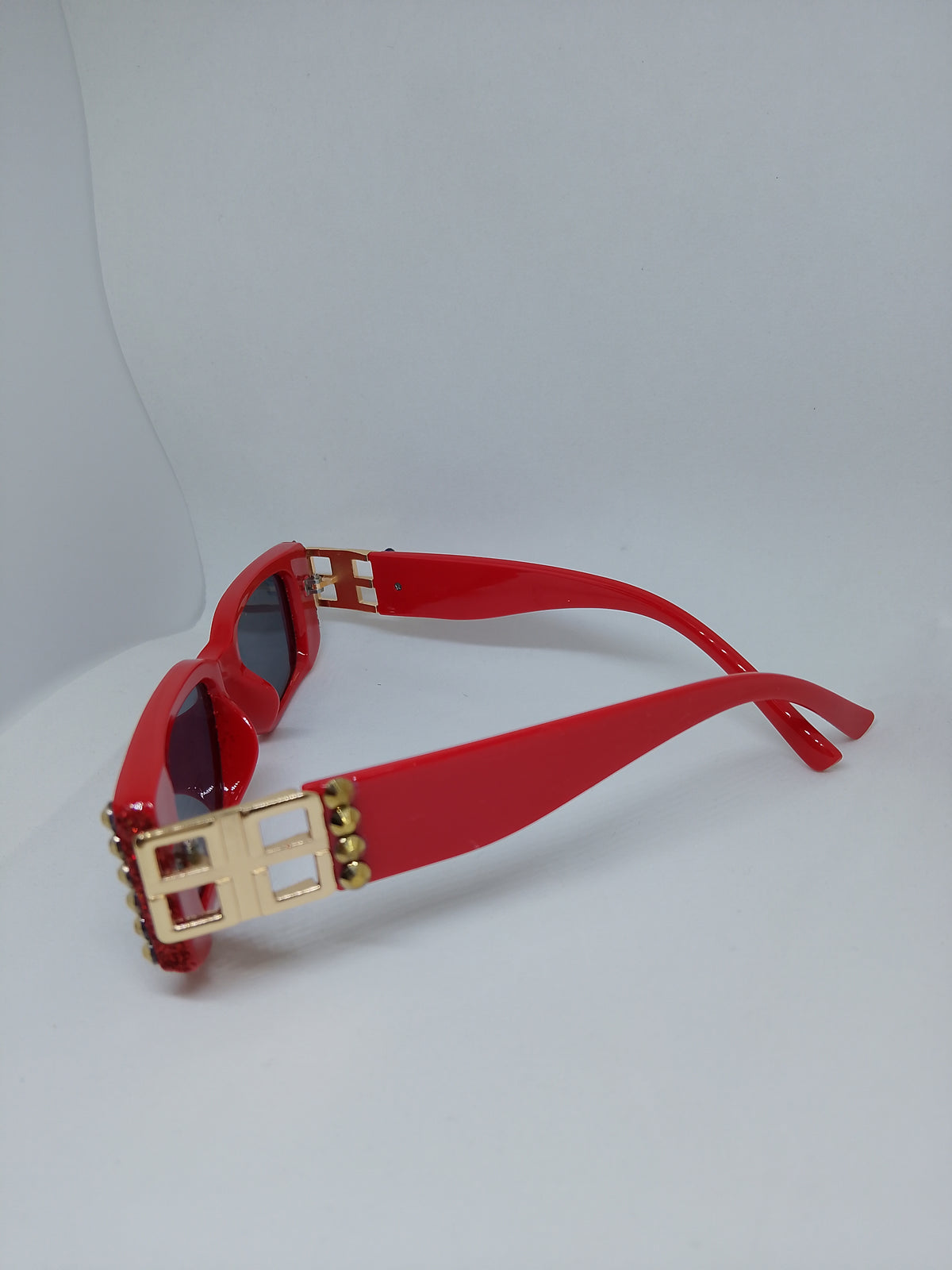 Pristine & Remarkable Red & Gold Frame Unisex Sunglasses