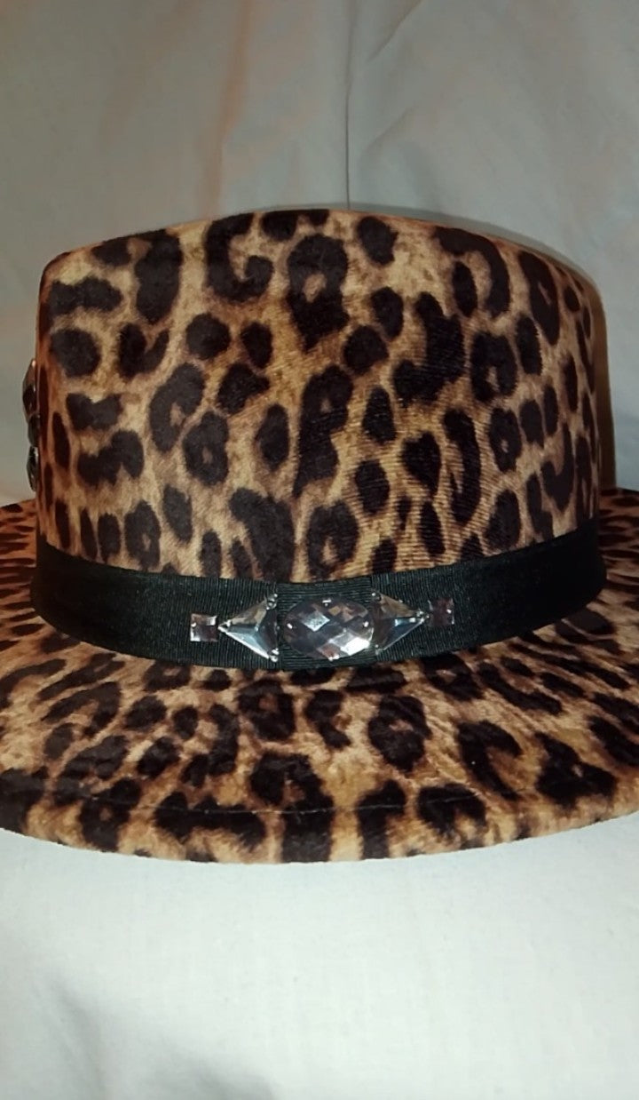 Top Of The Chain Universal Leopard Print Fedora Hat