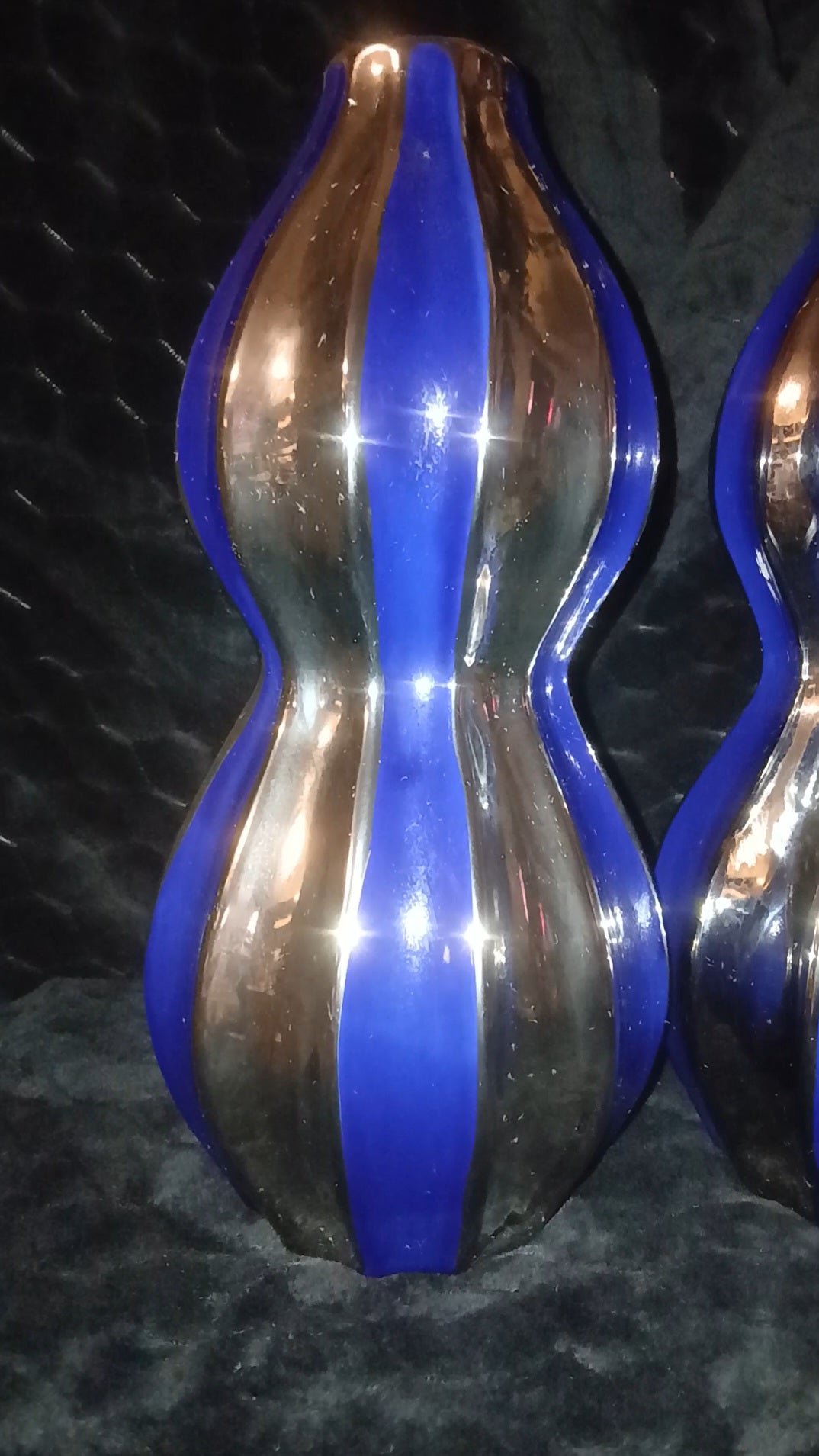 Pinnacle Vortex Platinum & Royal Blue Vase Set