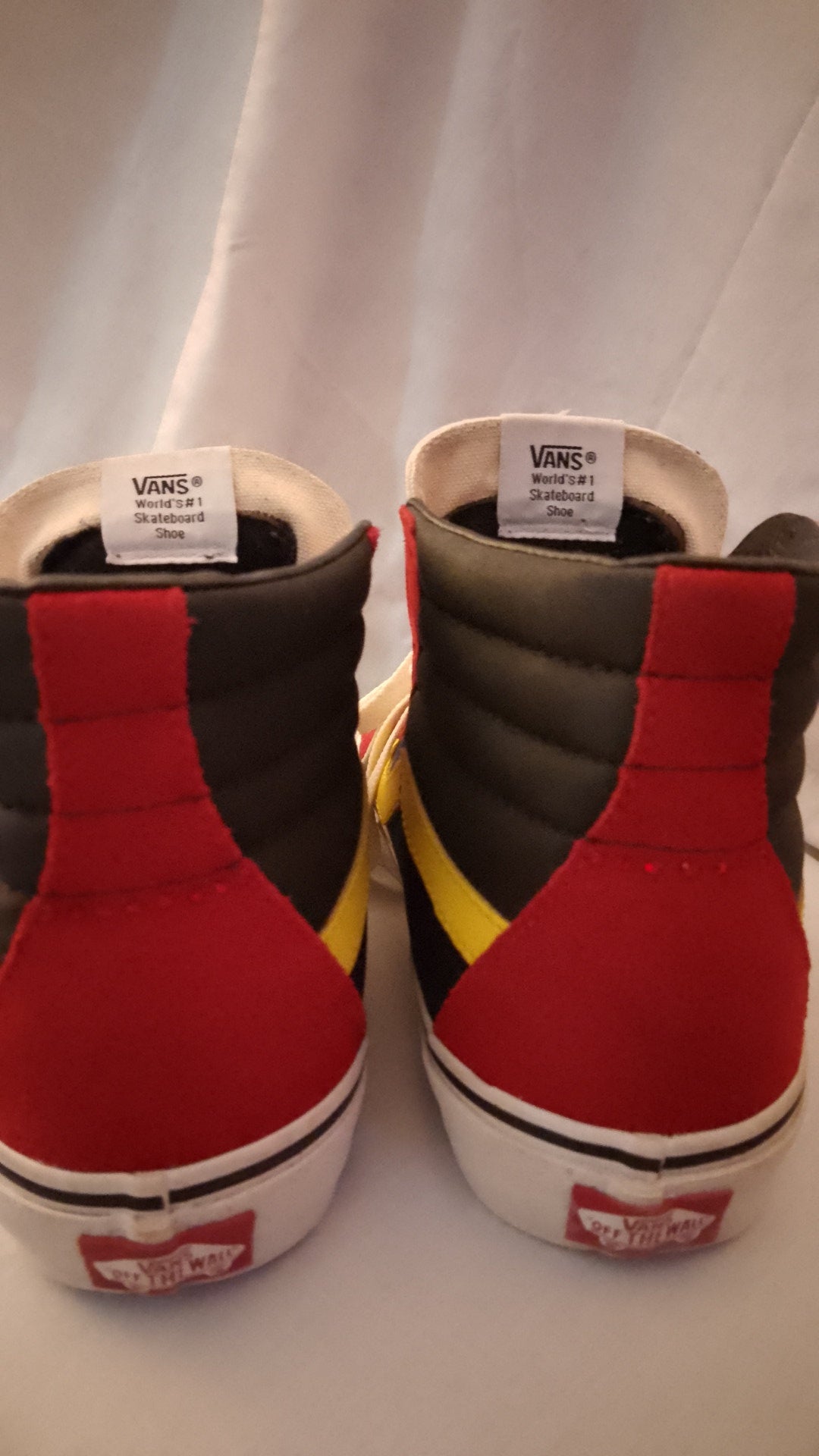 Universal Retro Authentic Sports High Top Men's Sneakers