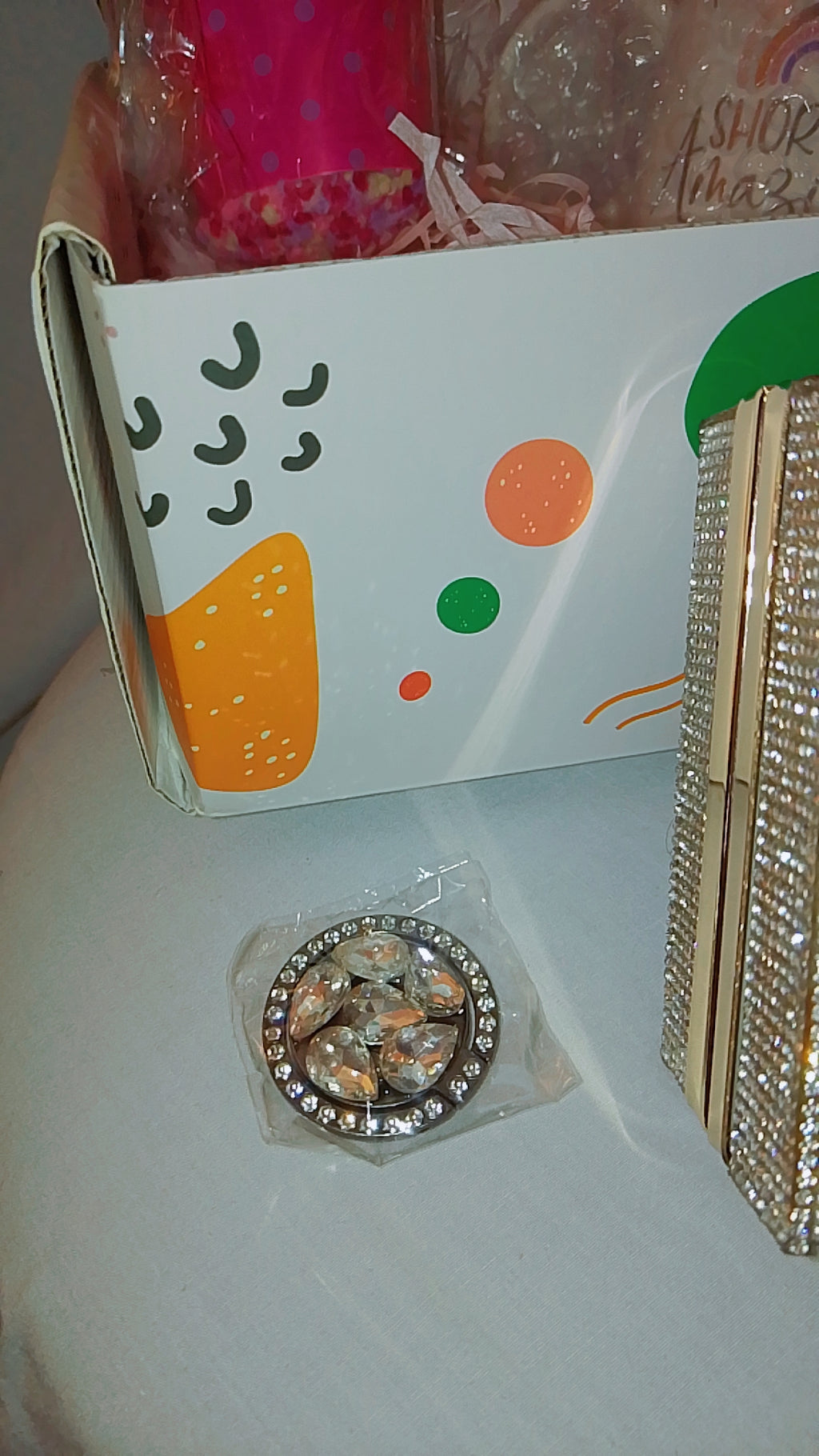 Go & Glow Bundles #506  - Women - Bling Card Clutch Bag, Attachable Cellphone Handle, Mug & Gift cup