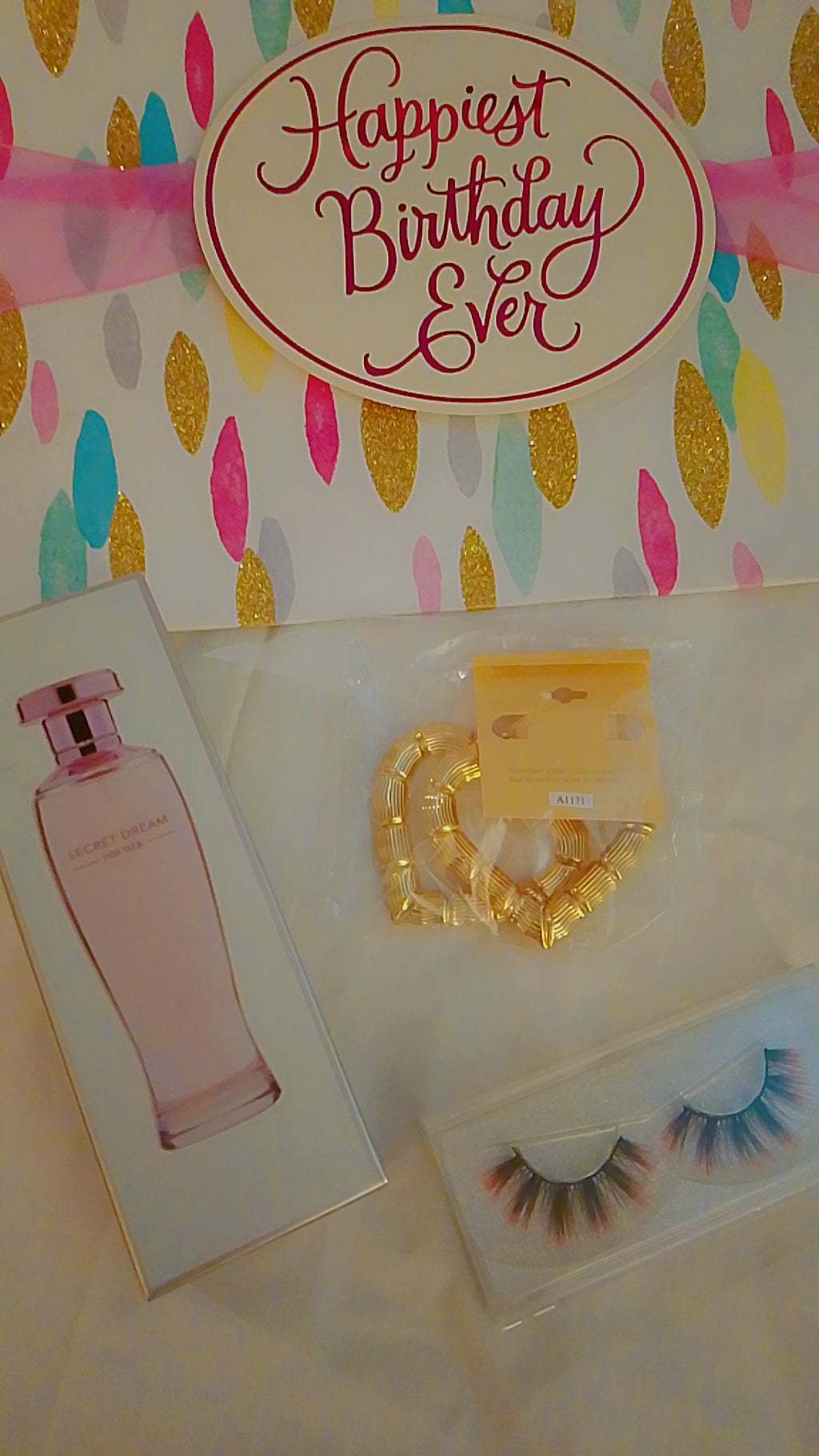 Go & Glow Bundles #504 - Women - Spray Perfume, Birthday Gift Bag, Eyelashes, Gold Earrings