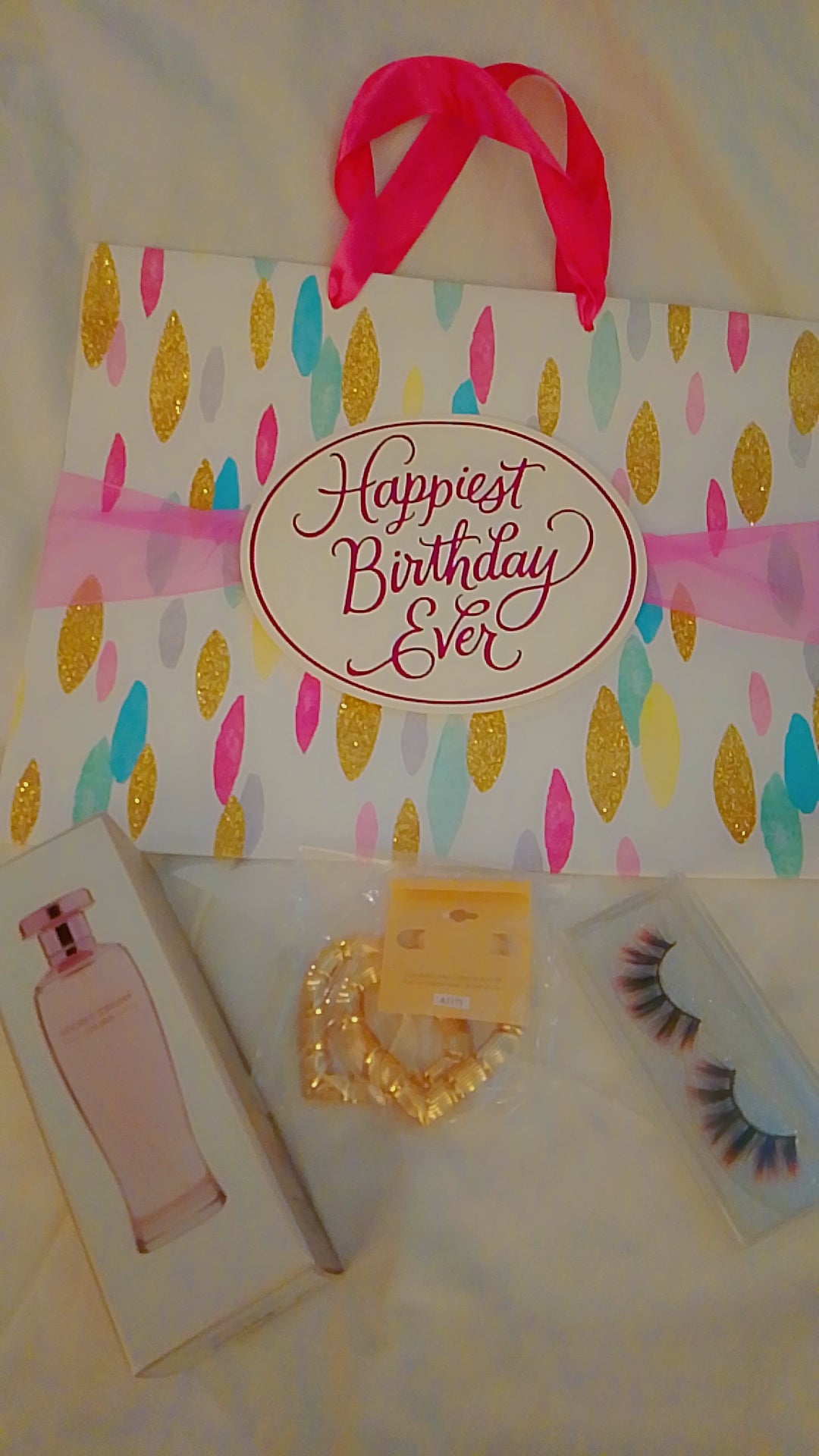 Go & Glow Bundles #504 - Women - Spray Perfume, Birthday Gift Bag, Eyelashes, Gold Earrings
