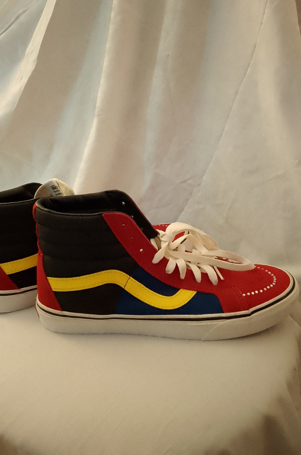 Universal Retro Authentic Sports High Top Men's Sneakers