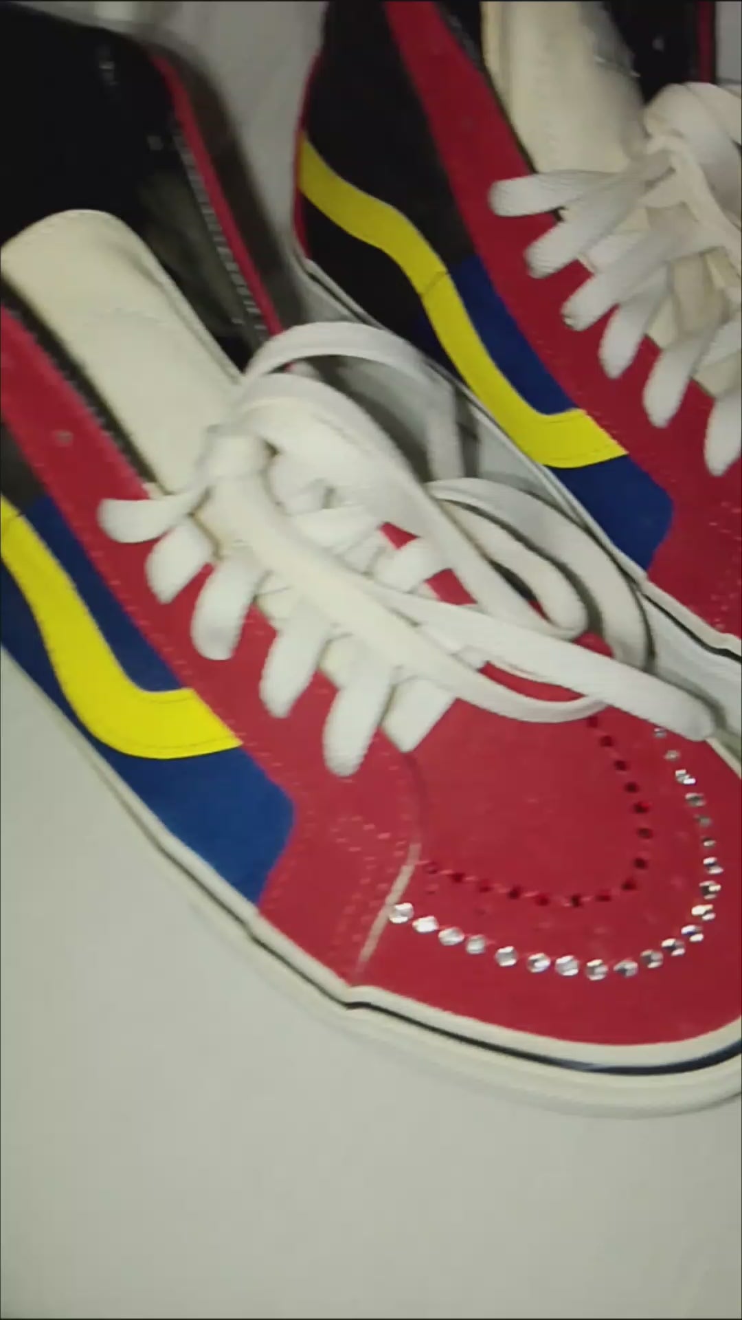 Universal Retro Authentic Sports High Top Men's Sneakers