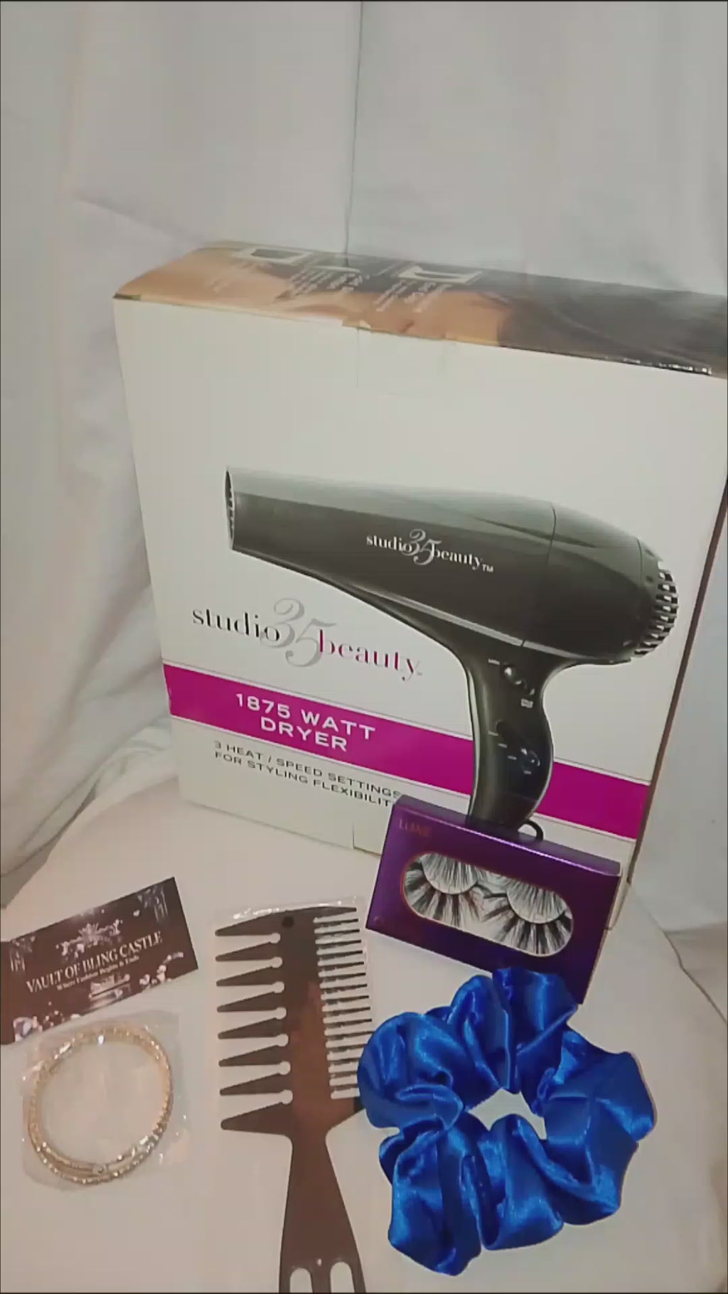 Go & Glow Bundles #507 - Dryer, Lashes, Comb, Scrunchie, Hoop Earrings