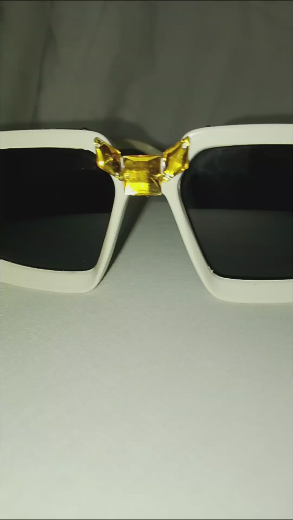 Ivory Chalk Beam Topaz Unisex Frame Sunglasses